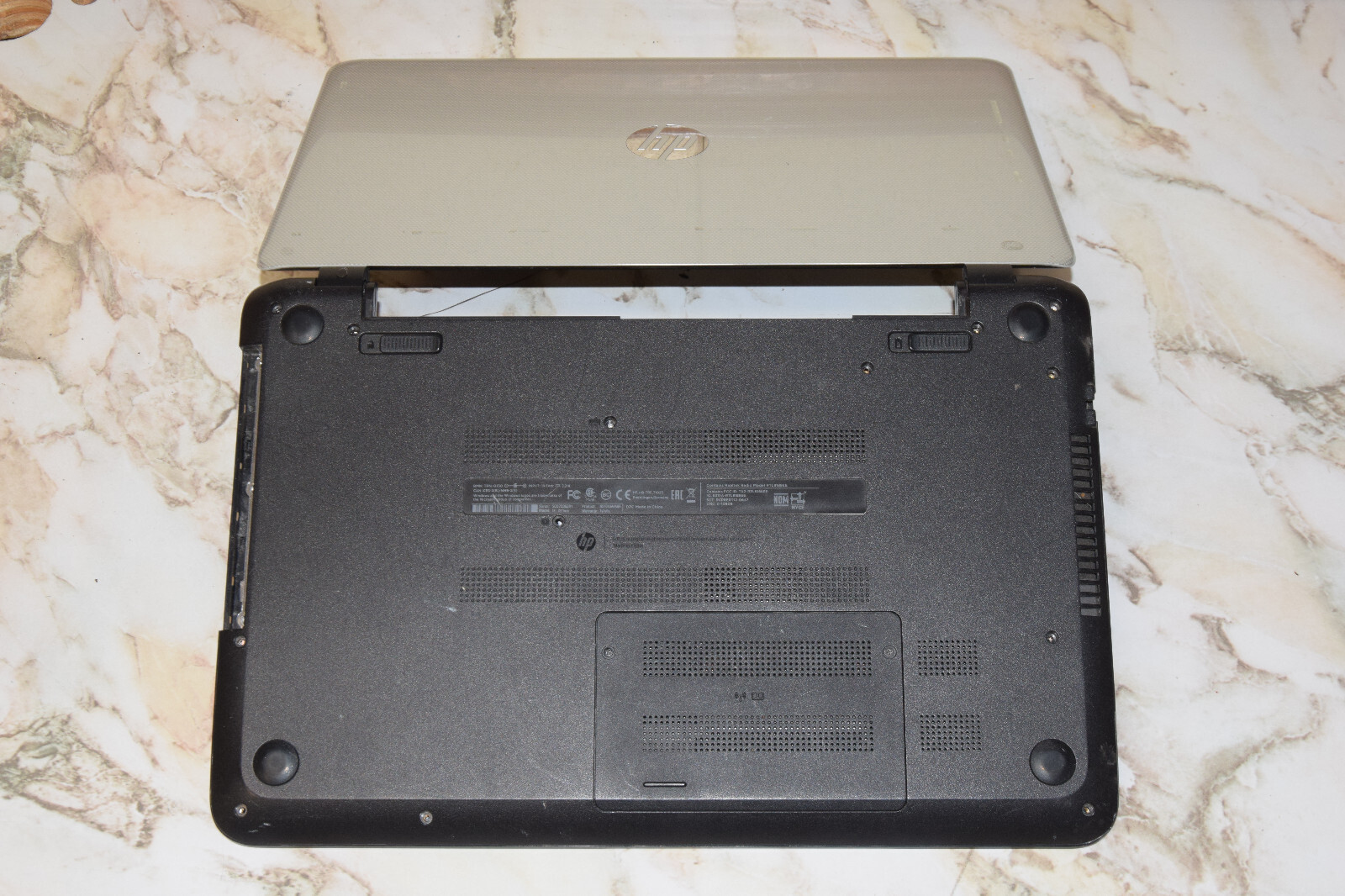 DEAD JUNK HP 15-f271wm 15.6″ Laptop Incomplete AS IS Parts Repair