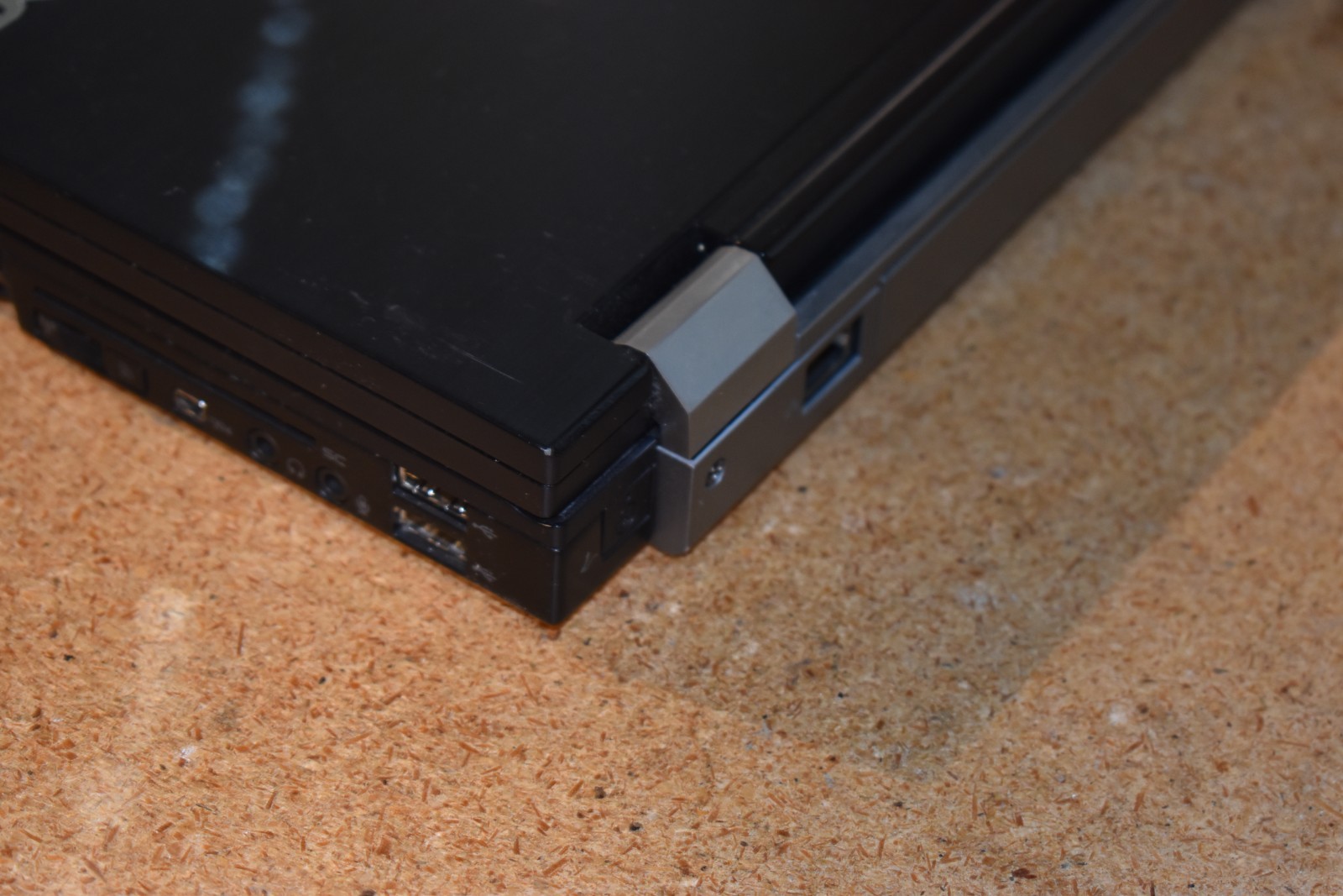 Dell Latitude E6500 P9500 2.53GHz 4GB RAM 1TB HDD WUXGA 1920×1200 Windows XP