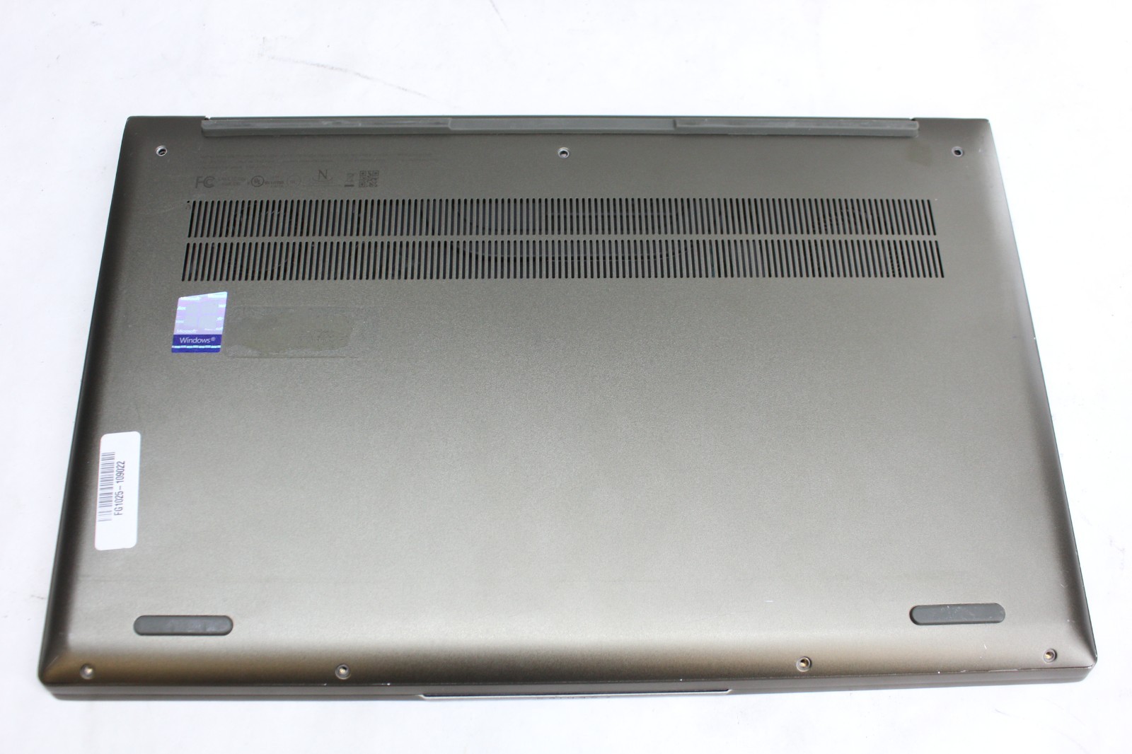 Lenovo IdeaPad Slim 7 14IIL05 | No POST, Bad Bat, No SSD | i7 10th Gen AS-IS