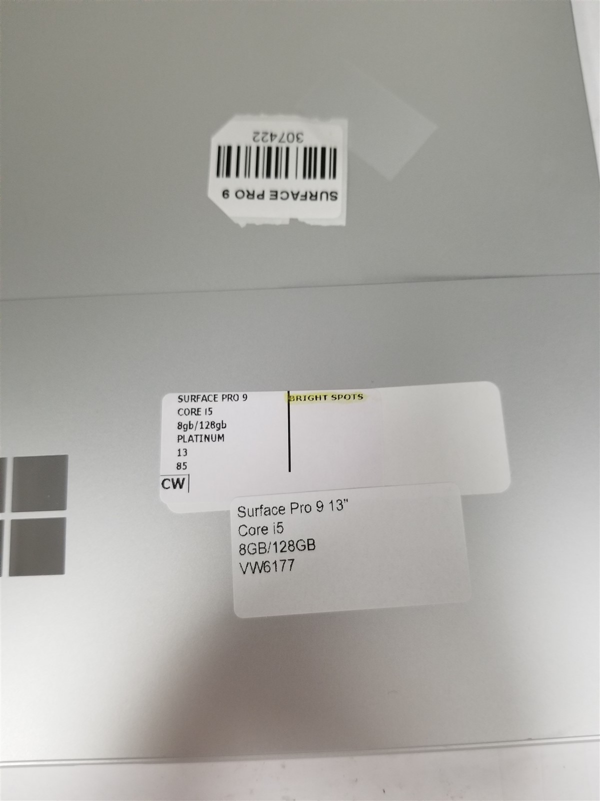 Microsoft Surface Pro 9 Core i5 13″ 8GB/128GB Silver Reduced Price VW6177