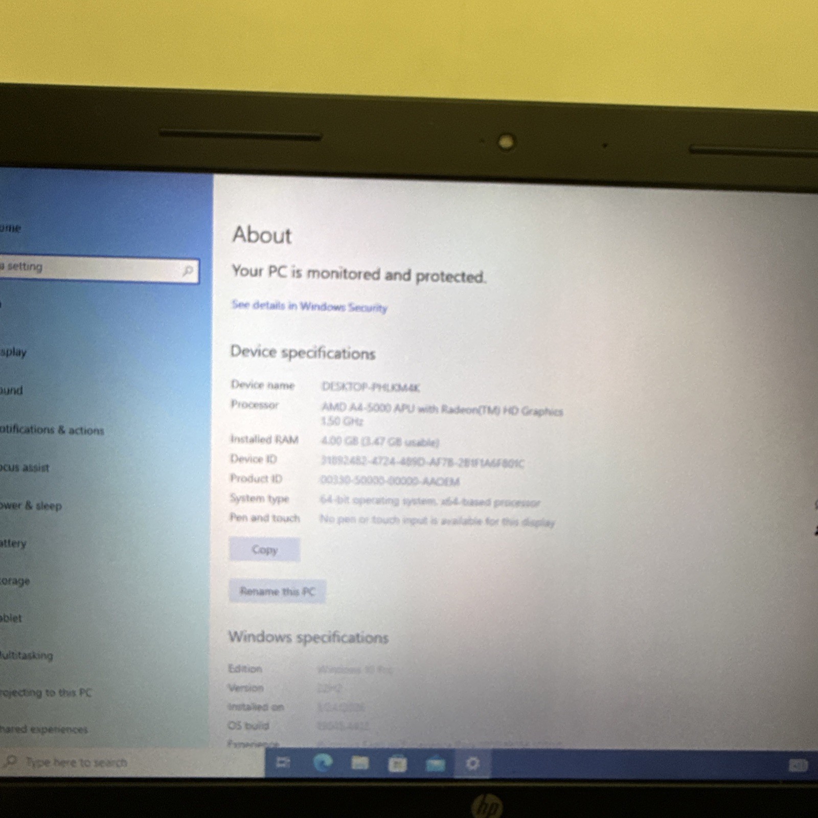 HP 255 Laptop AMD A4 4gb Radeon R2 15.6″ win 10 250GB HDD – No Battery – As Is