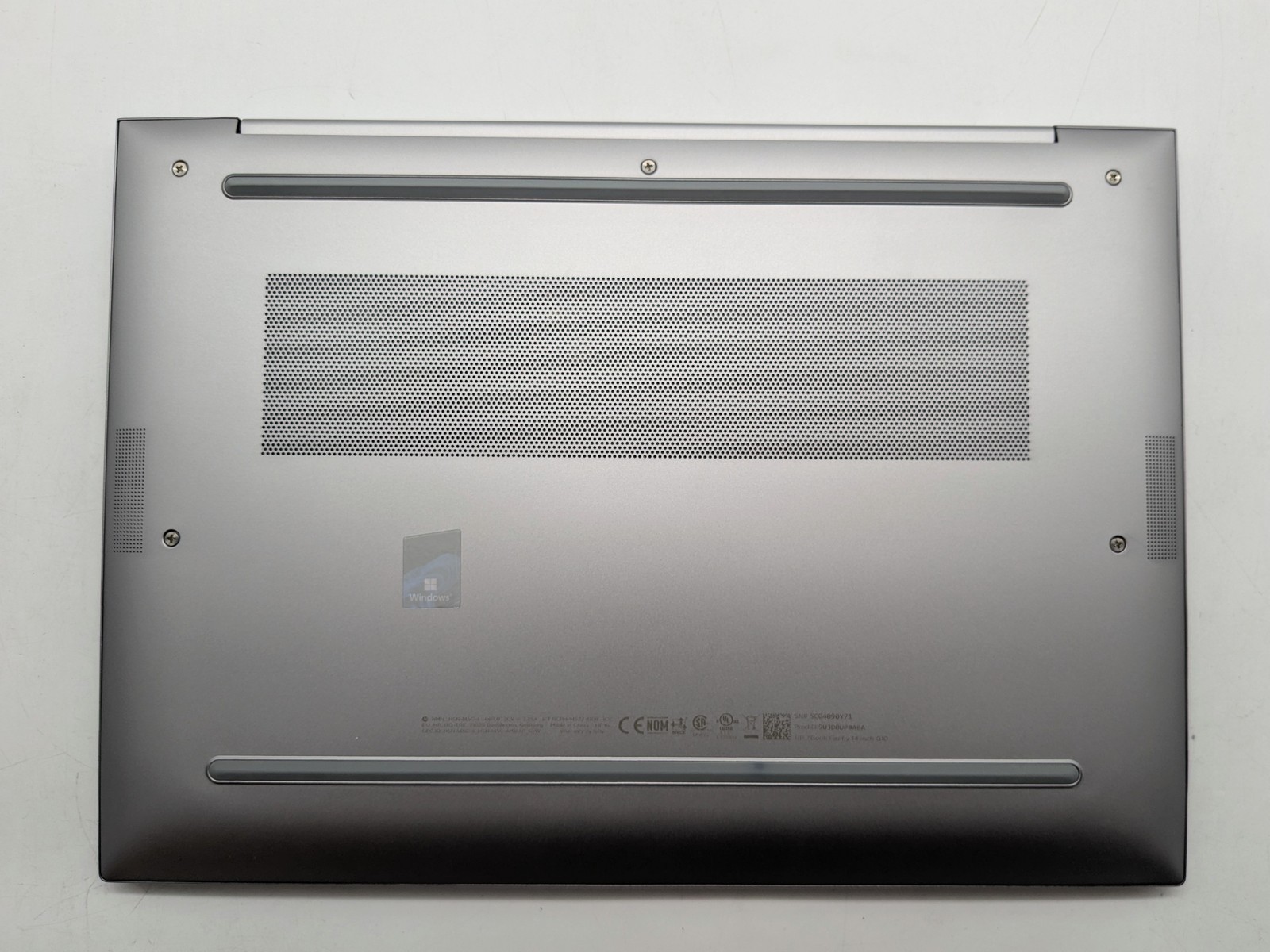 HP ZBook Firefly G10 14″ FHD+ 13TH I5-1350P 512GB SSD 16GB W11P Webcam Backlit