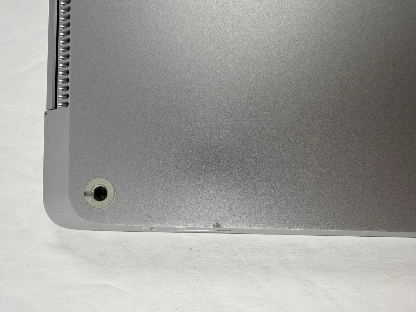 Microsoft Surface Laptop 5 13.5” 1950 Intel Core i7-1265U 16GB RAM 512GB NVME