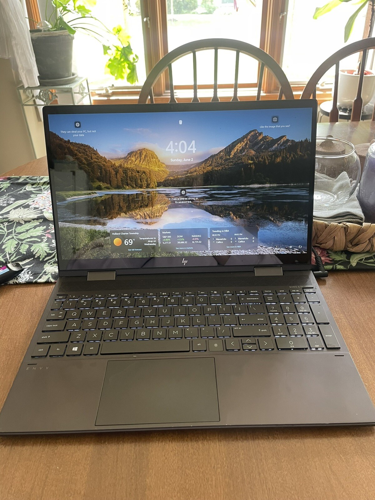 HP ENVY x360 15.6″ (256GB SSD, AMD Ryzen 5, 4.30 GHz, 8GB) Notebook/Laptop -…