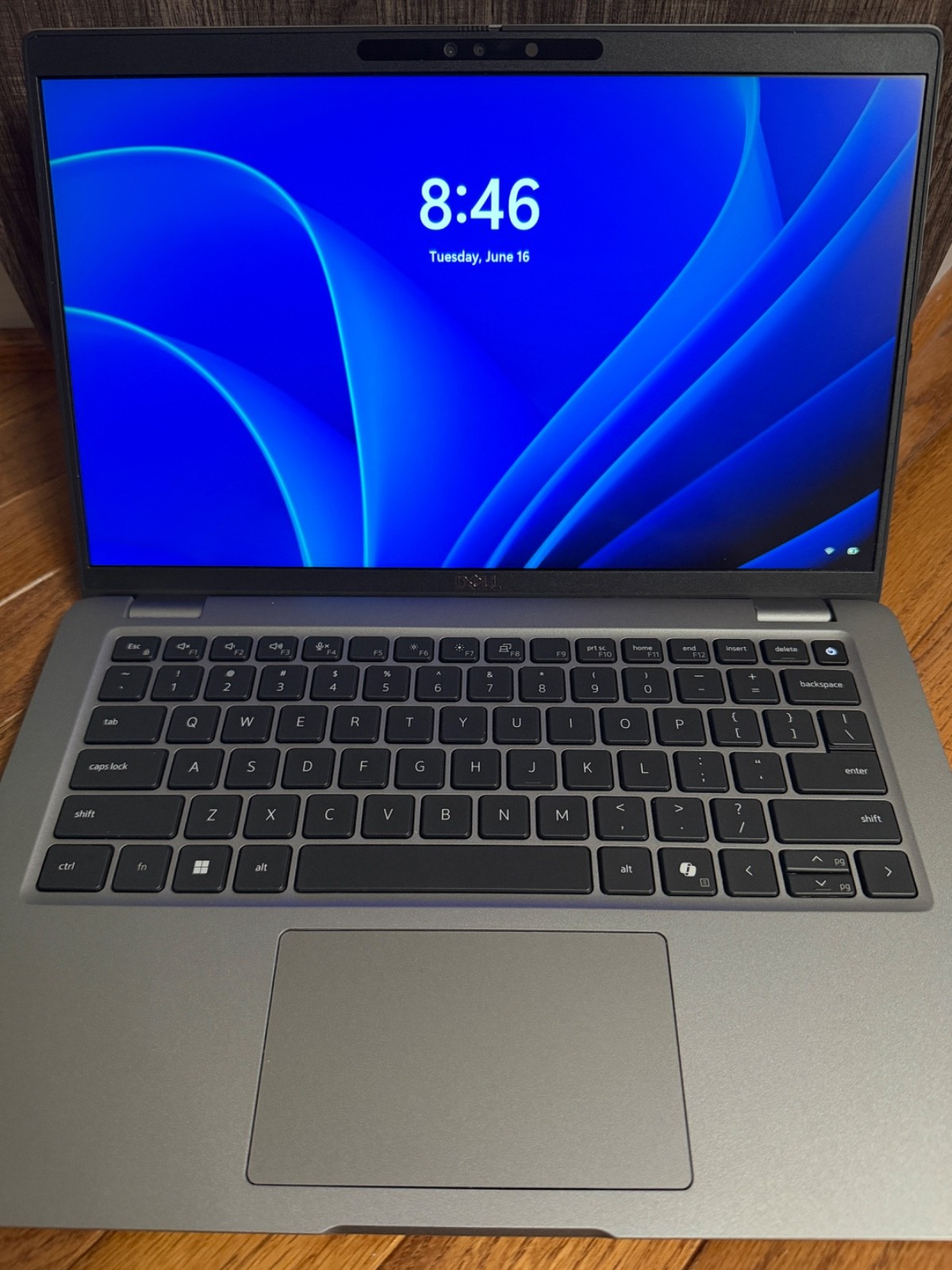Dell Precision 3490 Touchscreen Ultra 7, RTX 500 Ada, 32GB RAM, 512GB SSD