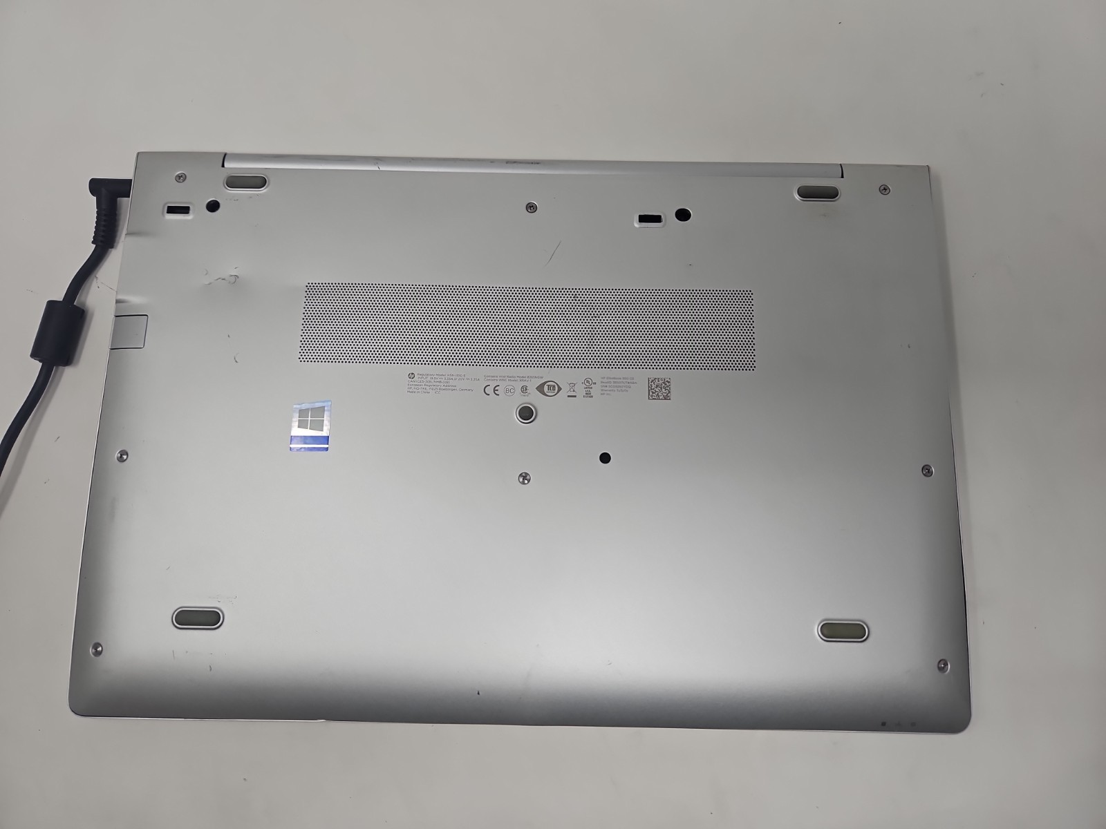 HP EliteBook 850 G5 15.6” Core i7-8550U 1.8GHz 8GB 256GB SSD Win 10 Pro