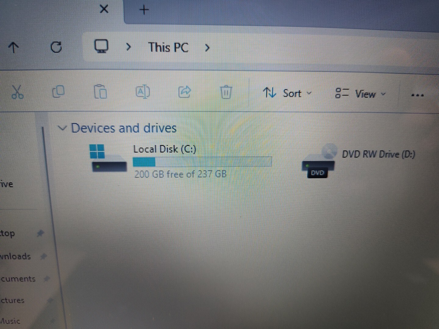 HP 15-AY009DX | INTEL CORE I3-6100U 2.30GHZ 250 GB SSD 6GB (READ DESCRIPTION)