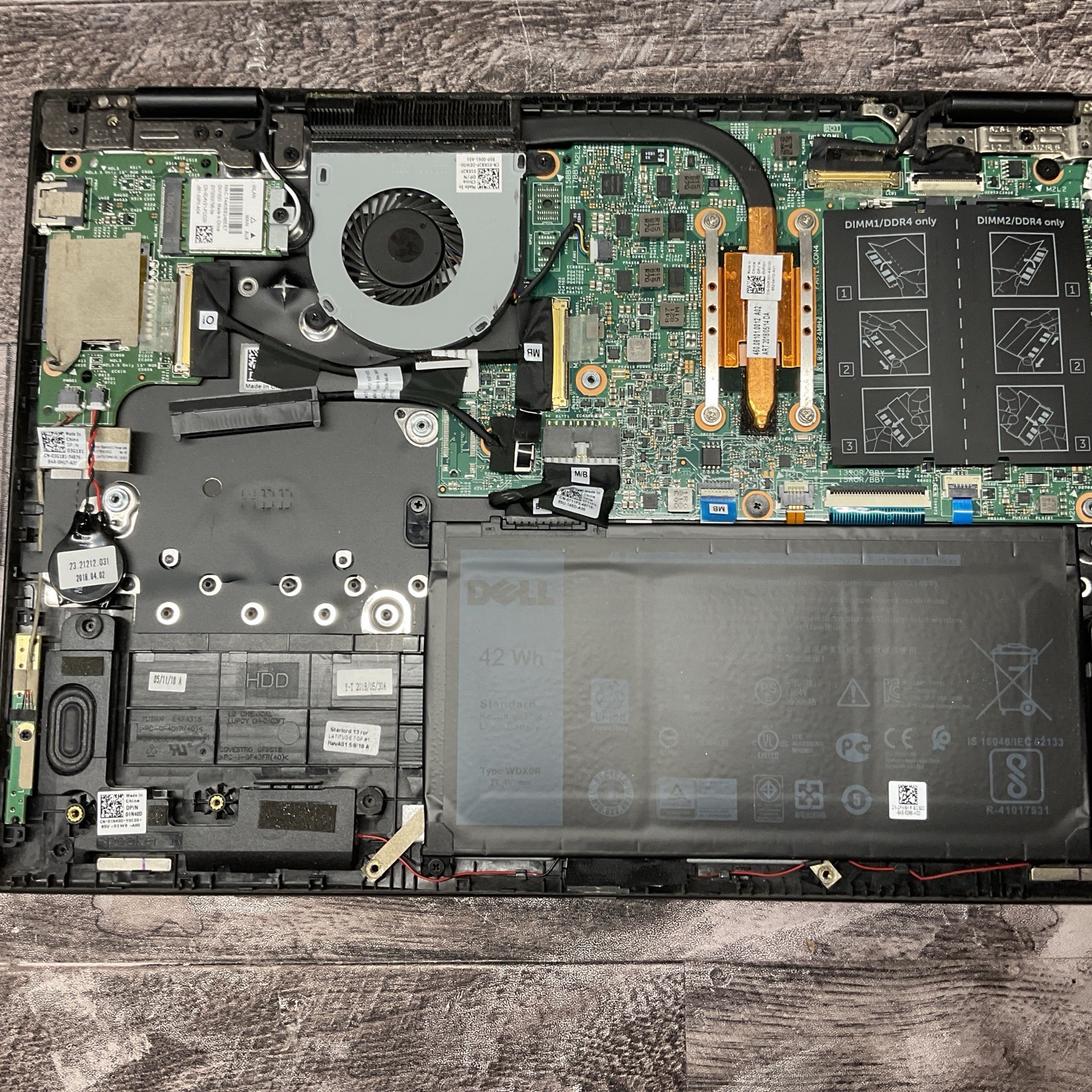 Dell Latitude 3390 2-in-1 / i5 8th Gen / No POST / No RAM / No SSD / C5