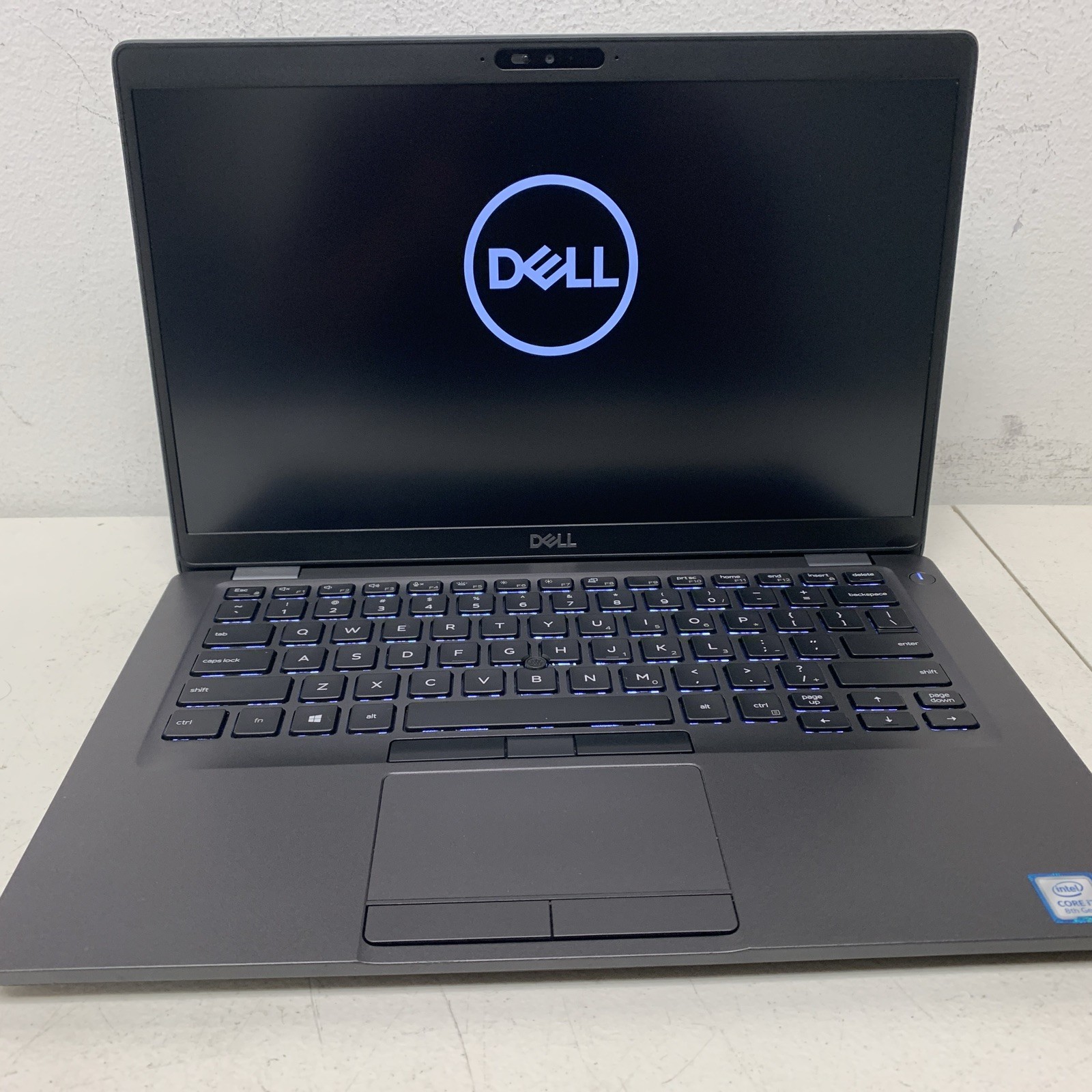 Dell Latitude 5400 14″ i7-8665U@1.9GHz, 12GB RAM, 256GB Ssd Win 11 Pro *