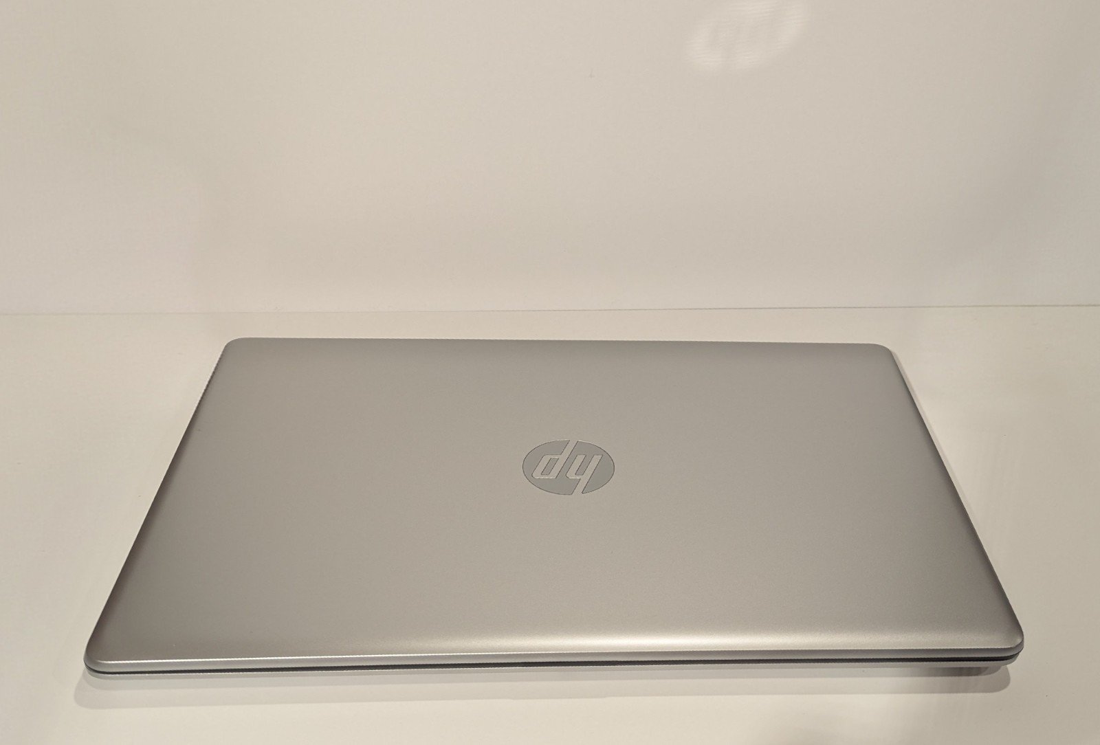 Hp Laptop, 1TB Storage, 12GB Ram, 2.3 GHz intel core i5-10210U, Fully Functional