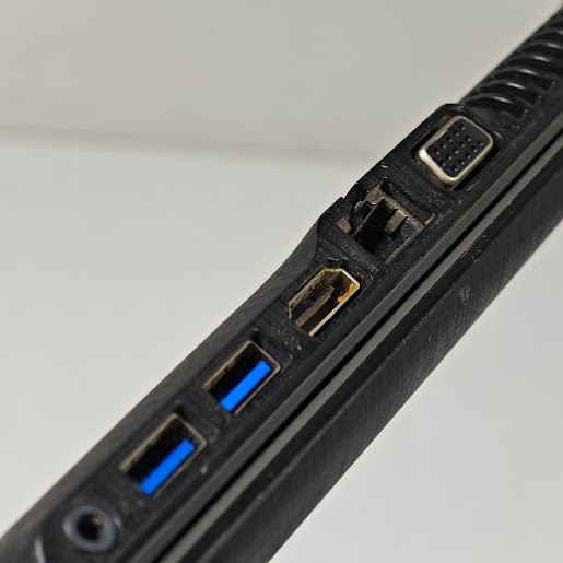 Acer Aspire E5-722G-87RL Laptop – AMD A8-7410, Radeon R5, 8GB RAM
