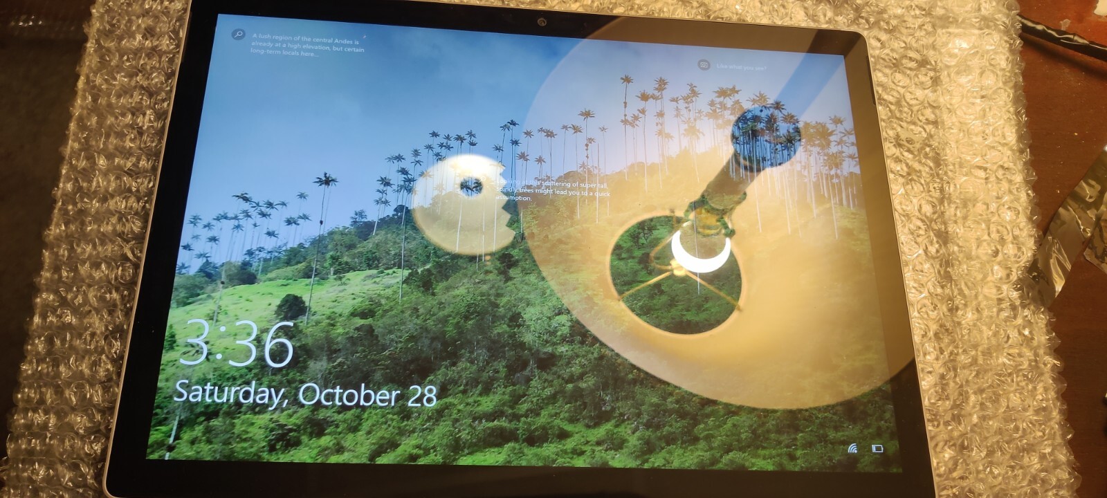Microsoft Surface Book 2 i7-8650U 256GB SSD 8GB RAM 13.5″ Tablet ONLY Y