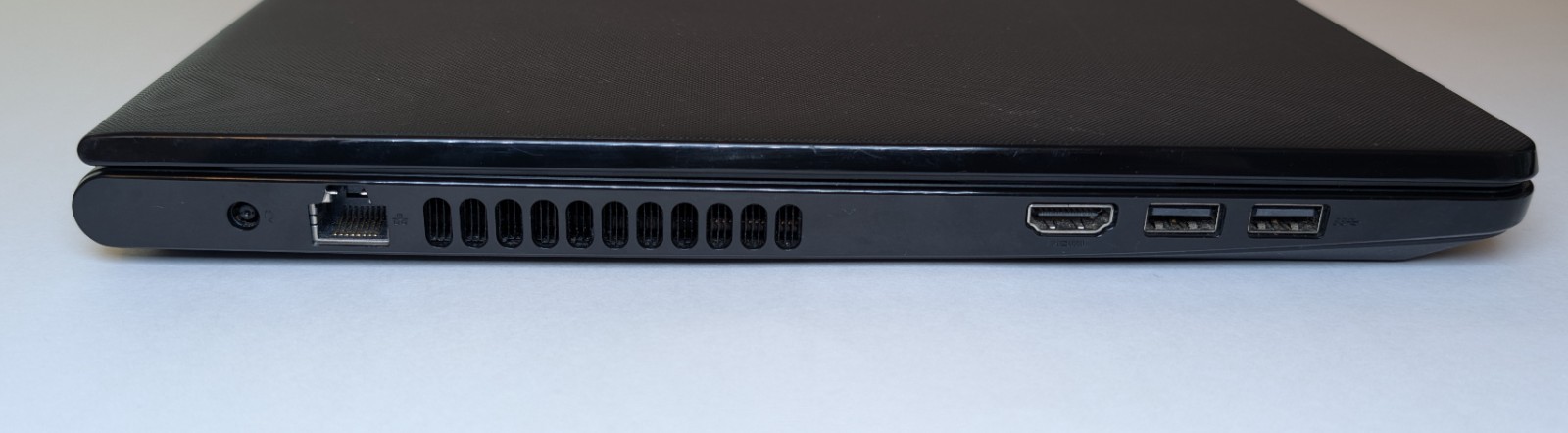 Dell Inspiron 15-3567 Laptop i5 8GB 2TB HDD Intel HD 620 *FOR PARTS ONLY*. ~MJ2~