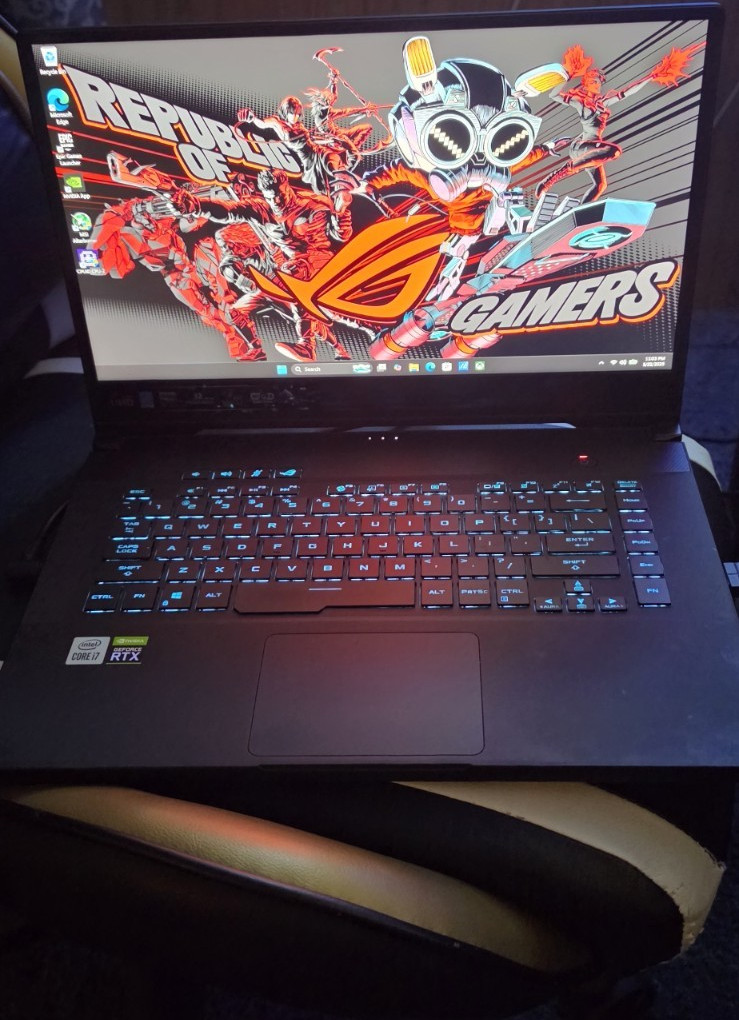 ASUS ROG Zephyrus M15 Gaming Laptop i7-10750H RTX 2060 16GB
