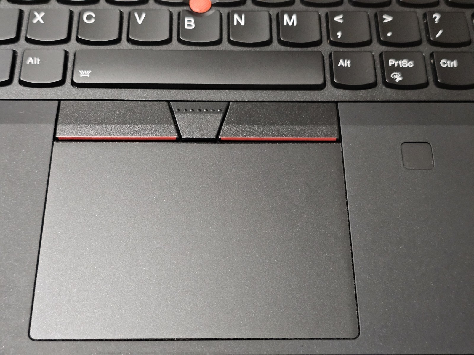 ThinkPad T495 Ryzen 7 Pro/ Radeon Vega Graphics 24GB RAM 512GB SSD WIN 11/Webcam