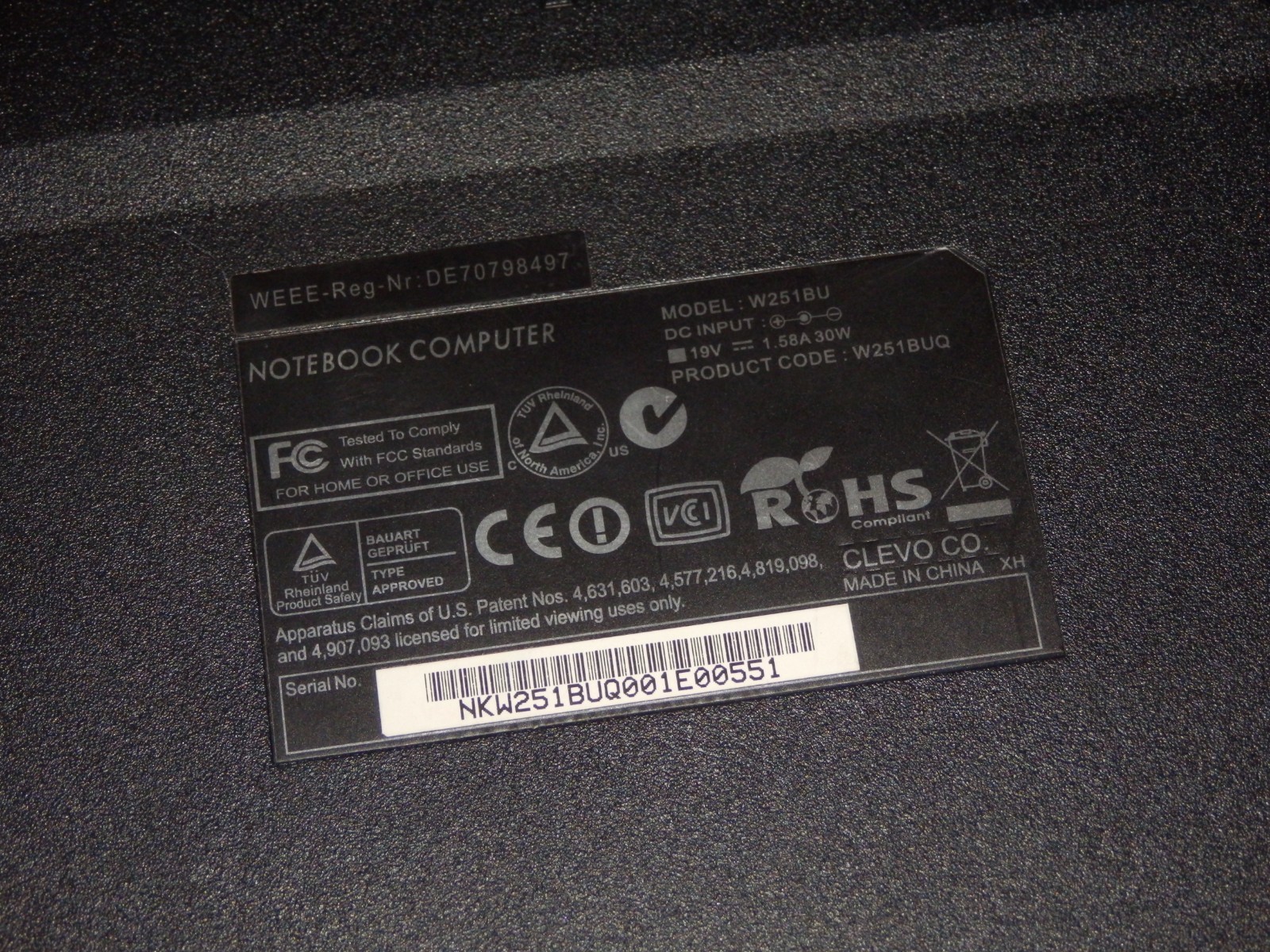 CLevo W251BU Laptop – 15.6 inch, 2 GB Ram, as faulty