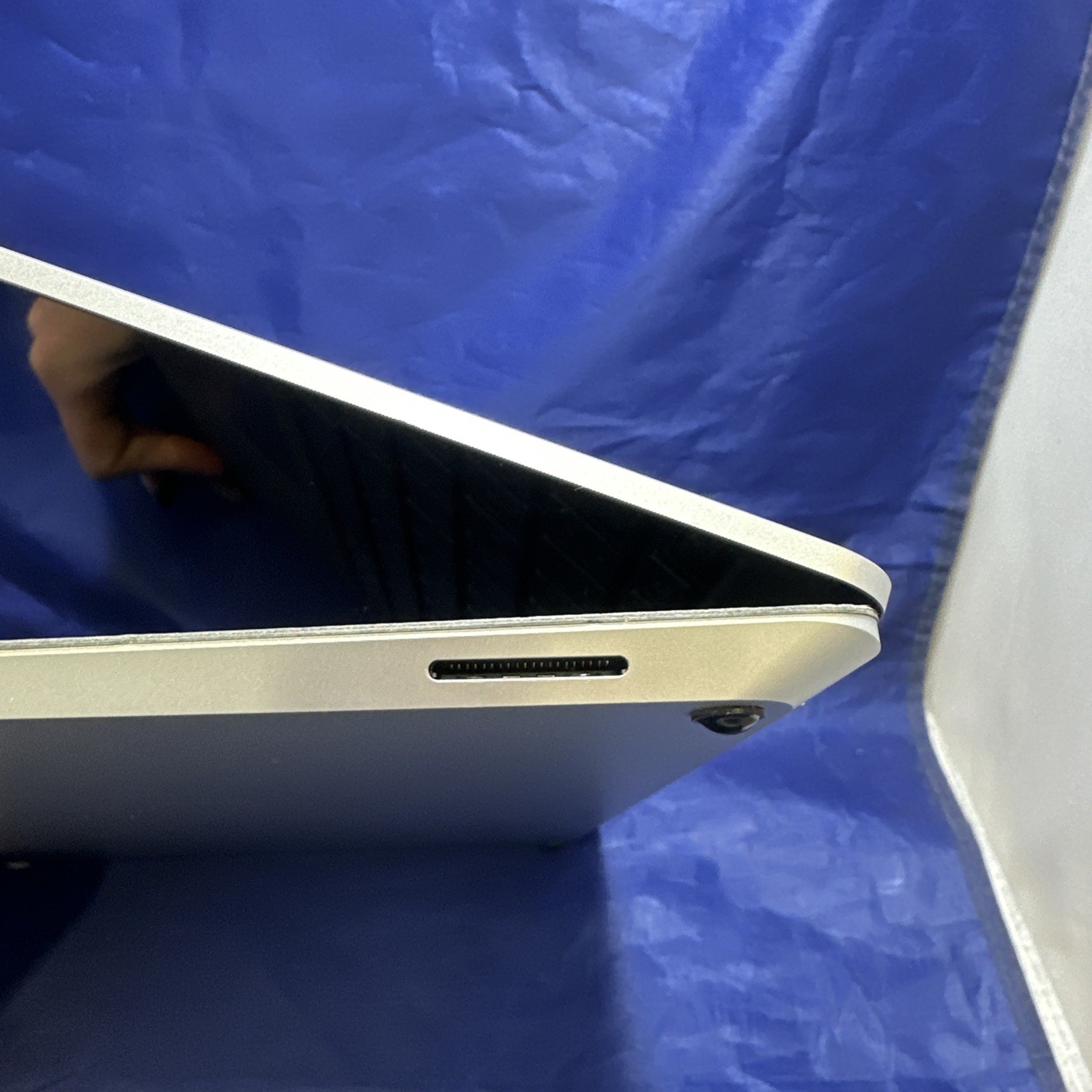 Microsoft Surface Laptop 4 13.5” 8GB 256GB (1950) i5-1145G7 @2.60 GHz Win 11