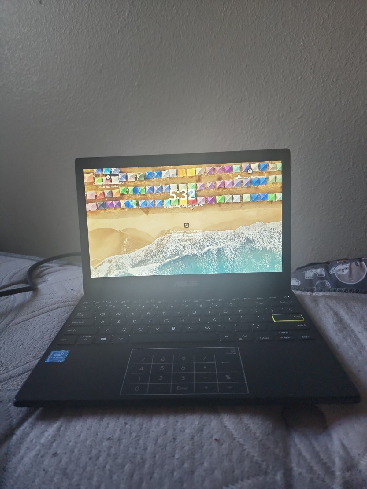 ASUS L210 11.6 inch (64GB eMMc, Intel Celeron N4020, 2.8 GHz, 4GB) Laptop -…