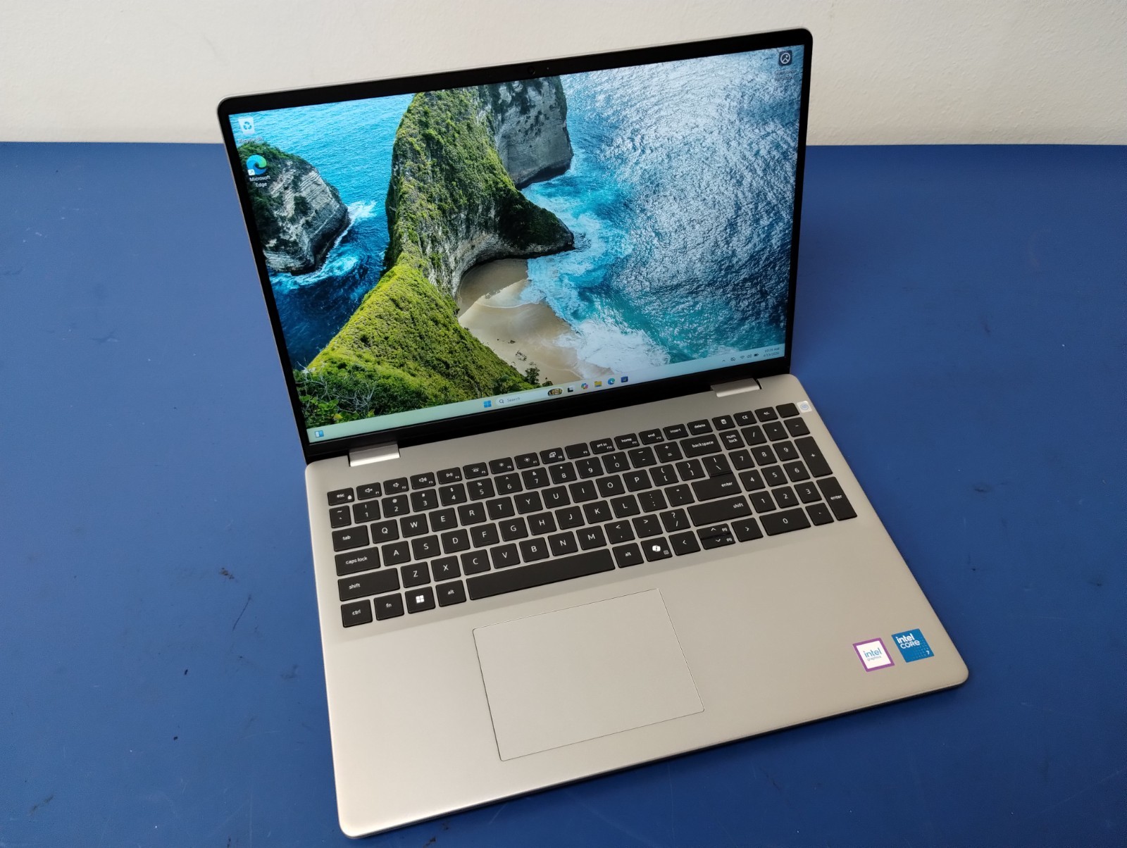 DELL 16 DC16251 F5J3K, Intel Core 7 150U, 1.80 GHz, 32 GB RAM, 1 TB NVMe SSD