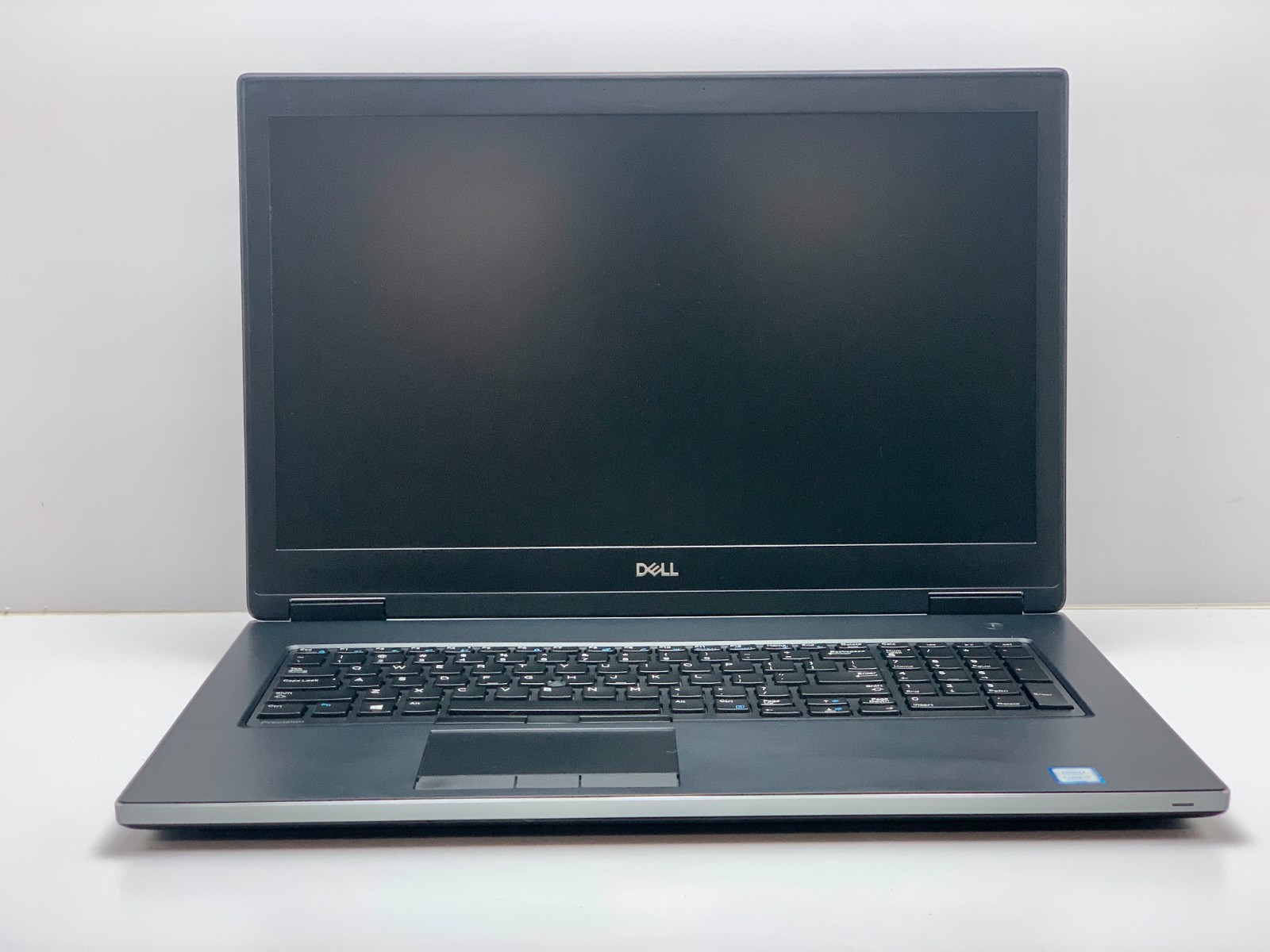 Dell Precision 7730 | i7-8750H | 16GB RAM | 512GB NVMe | LINUX