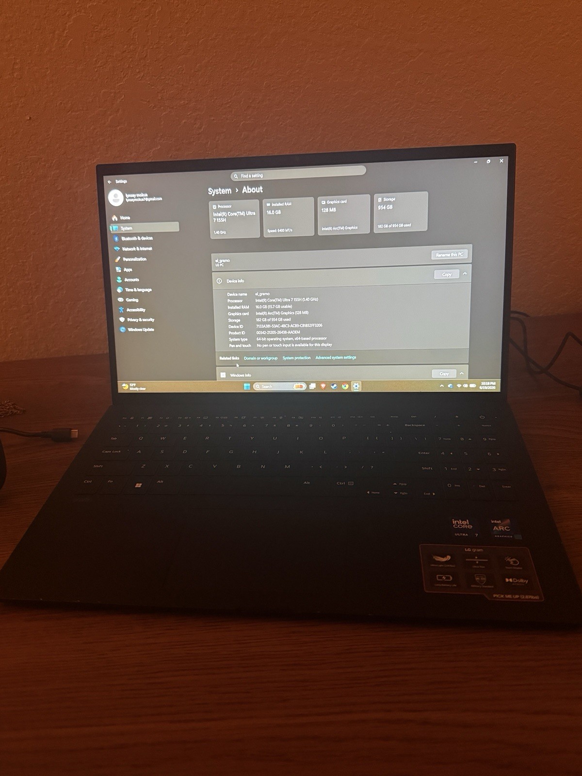 LG gram 15 15.6″ Intel Core Ultra 7 155H 16GB RAM 1TB SSD Win11 Black