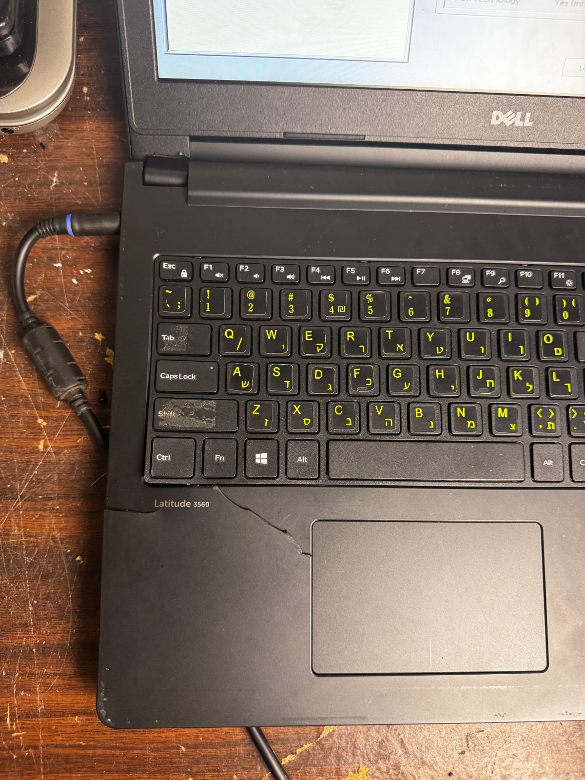 Dell Latitude 3560 Core I3-5005U Laptop For Parts/Repair #6427
