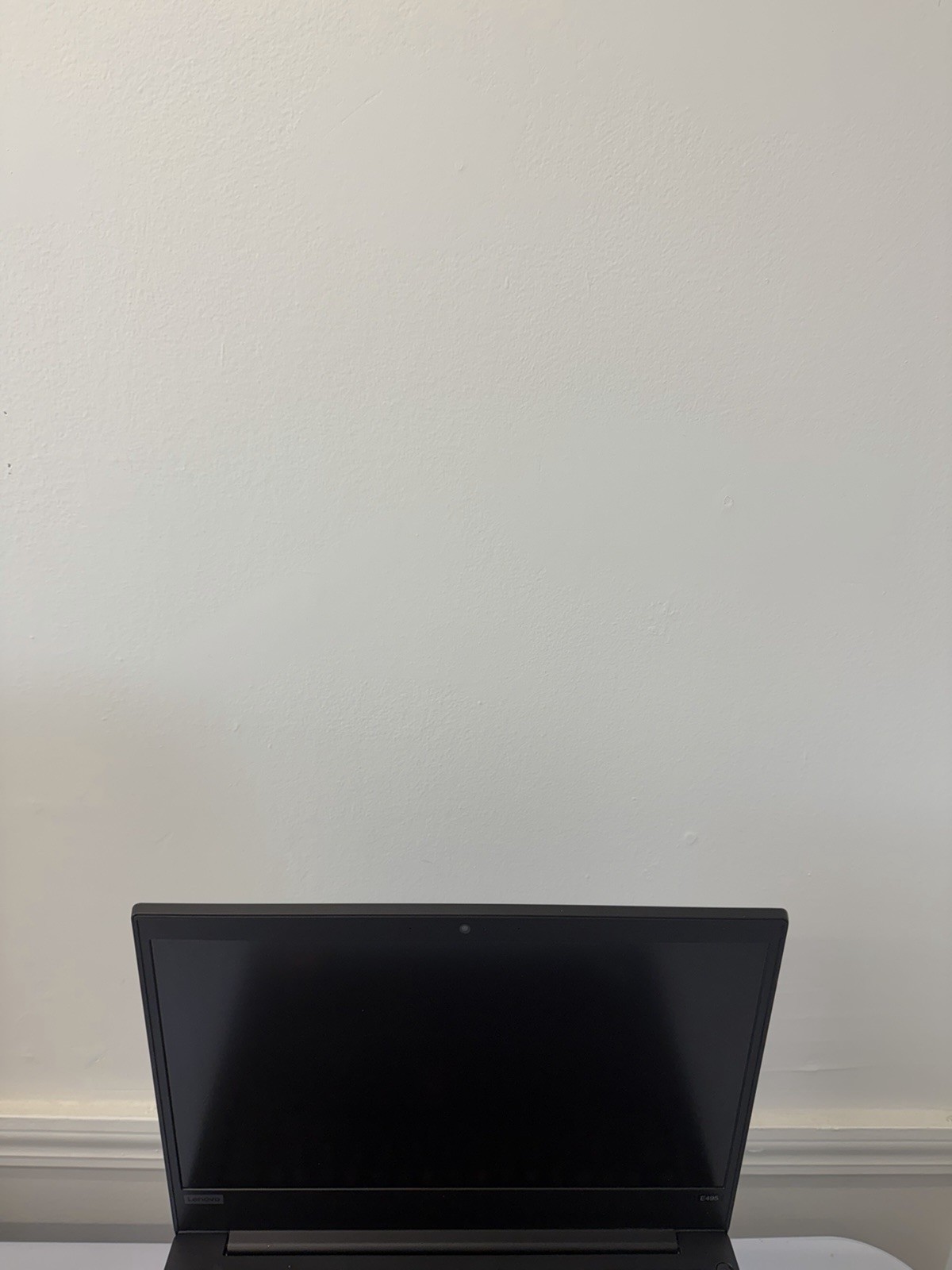 Lenovo Thinkpad E495 Laptop – Good Screen – AMD Ryzen 5-3500U – Read Des