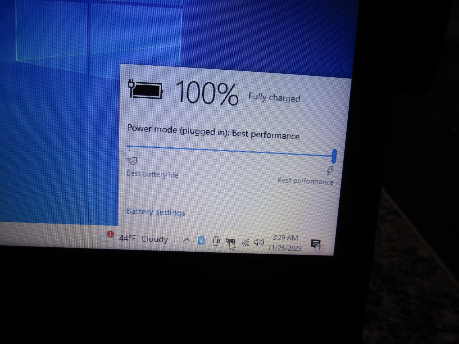 Dell Inspiron 15- 3567- 15.6″ Screen / 2.4GHz i3 /500GB SSD / 6GB / Win 10