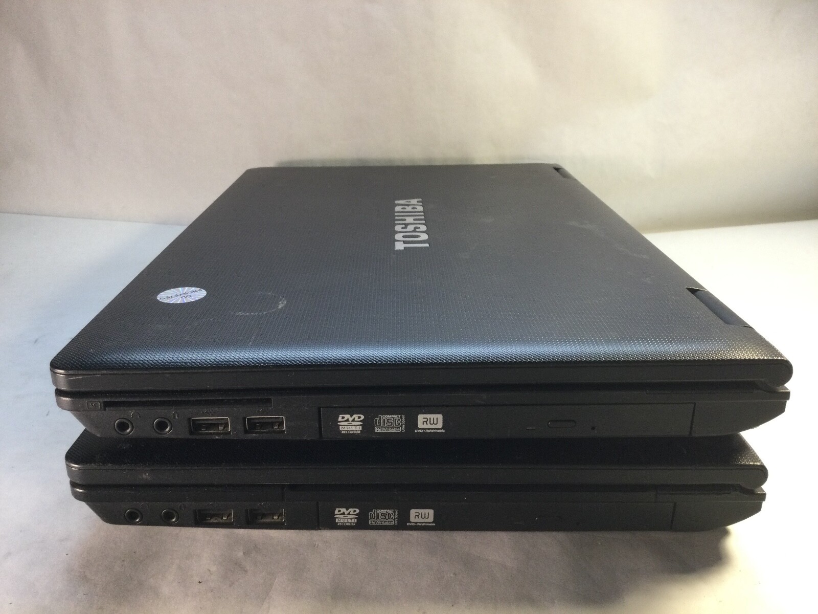 LOT of 2-Toshiba Satellite A11 15″ Laptop Intel Core i5/i7 1st Gen. -NO BOOT -MZ