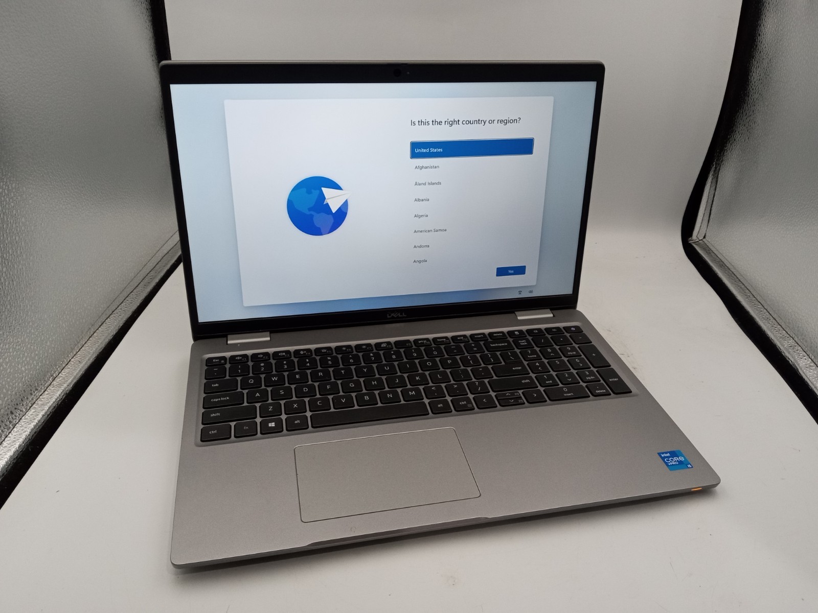 Dell Latitude 5520 15″ Intel Core i5-1145G7 4GB RAM 256GB SSD Windows 11 -RR
