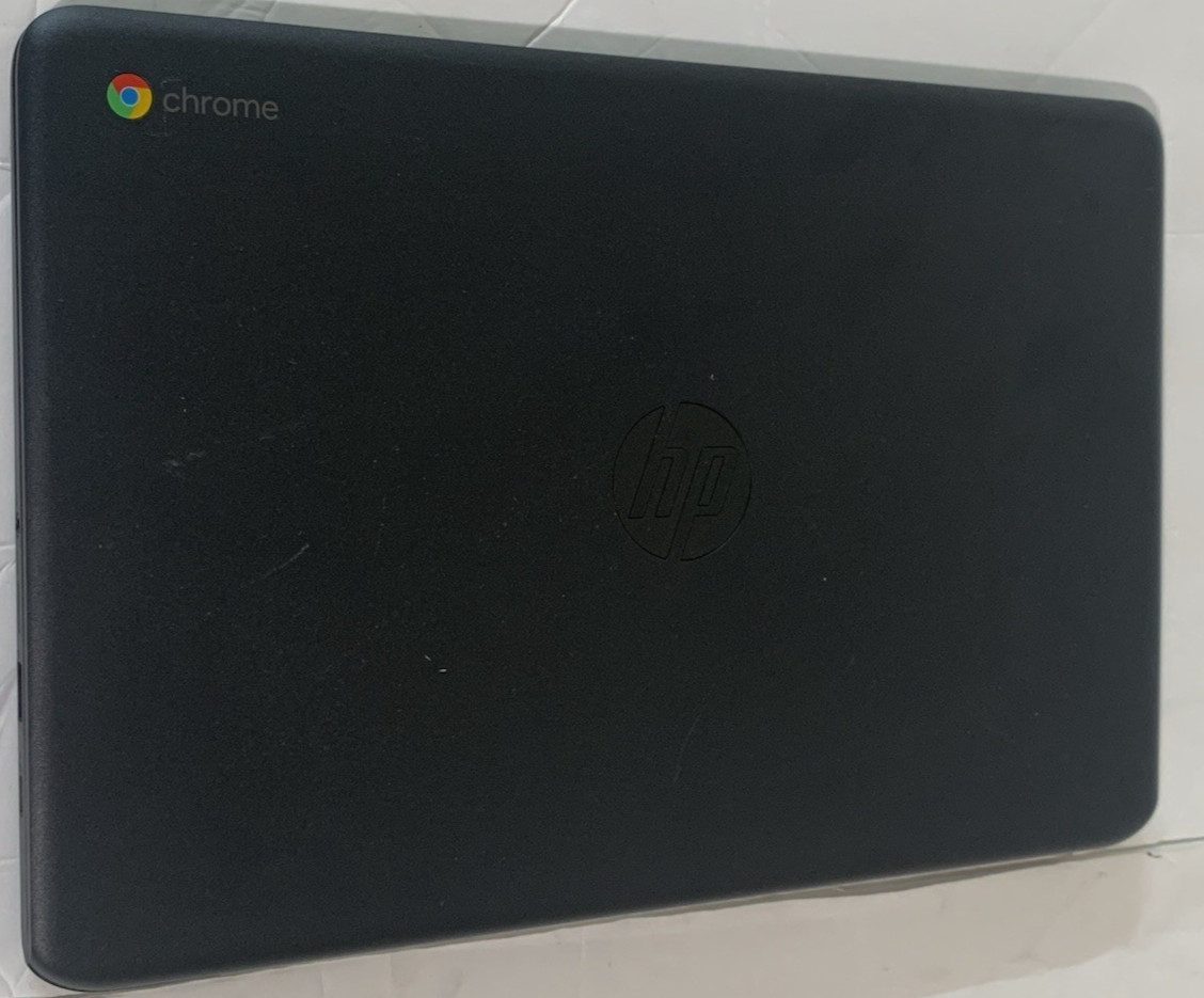 HP Touchscreen Chromebook 14″ Intel Celeron 1.1GHz 4GB RAM 32GB eMM Adapter