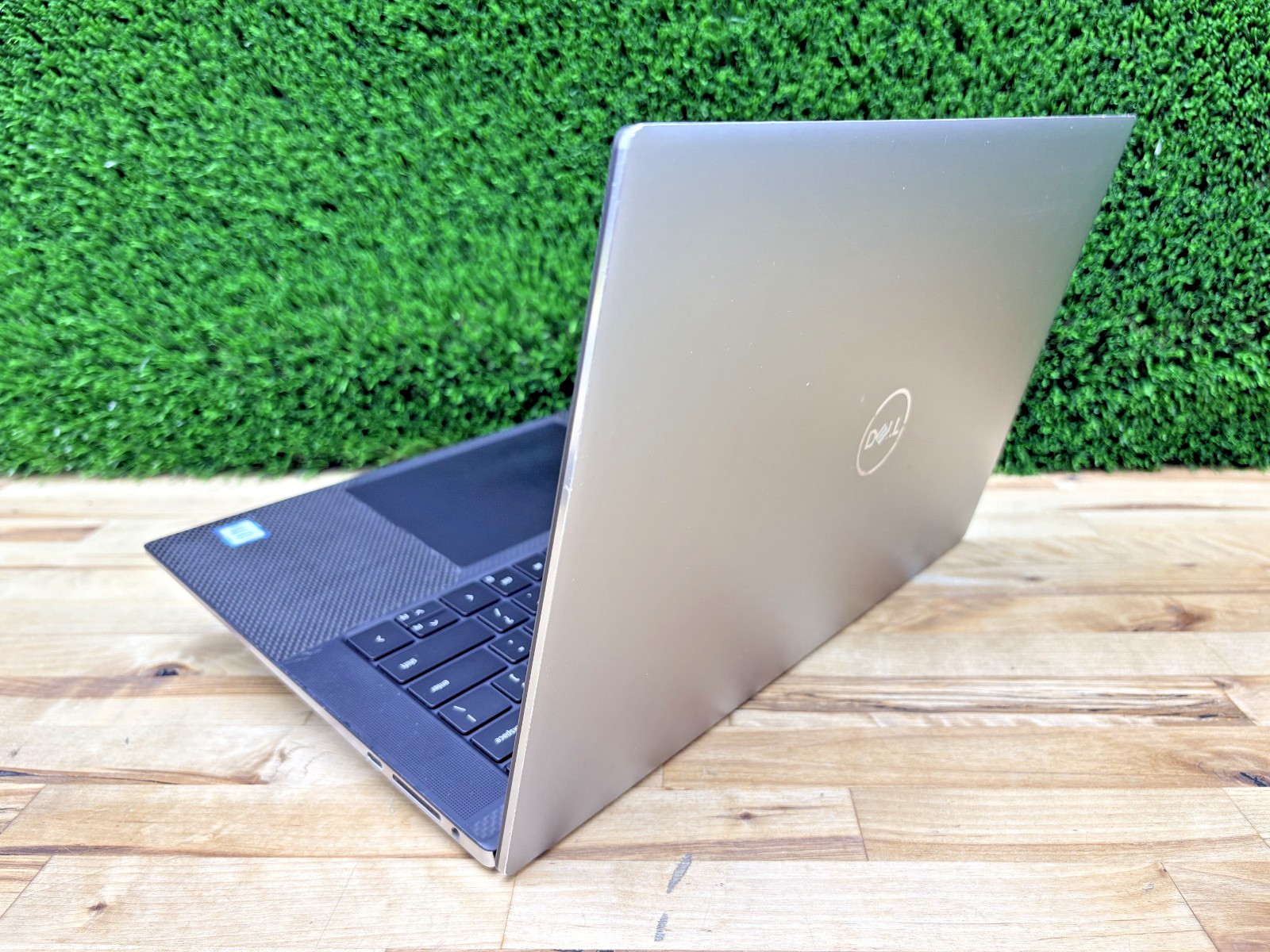 Dell Precision 5550 Xeon-10th Gen 2.80GHz 32GB RAM 256GB SSD Nvidia Q T2000 Max*