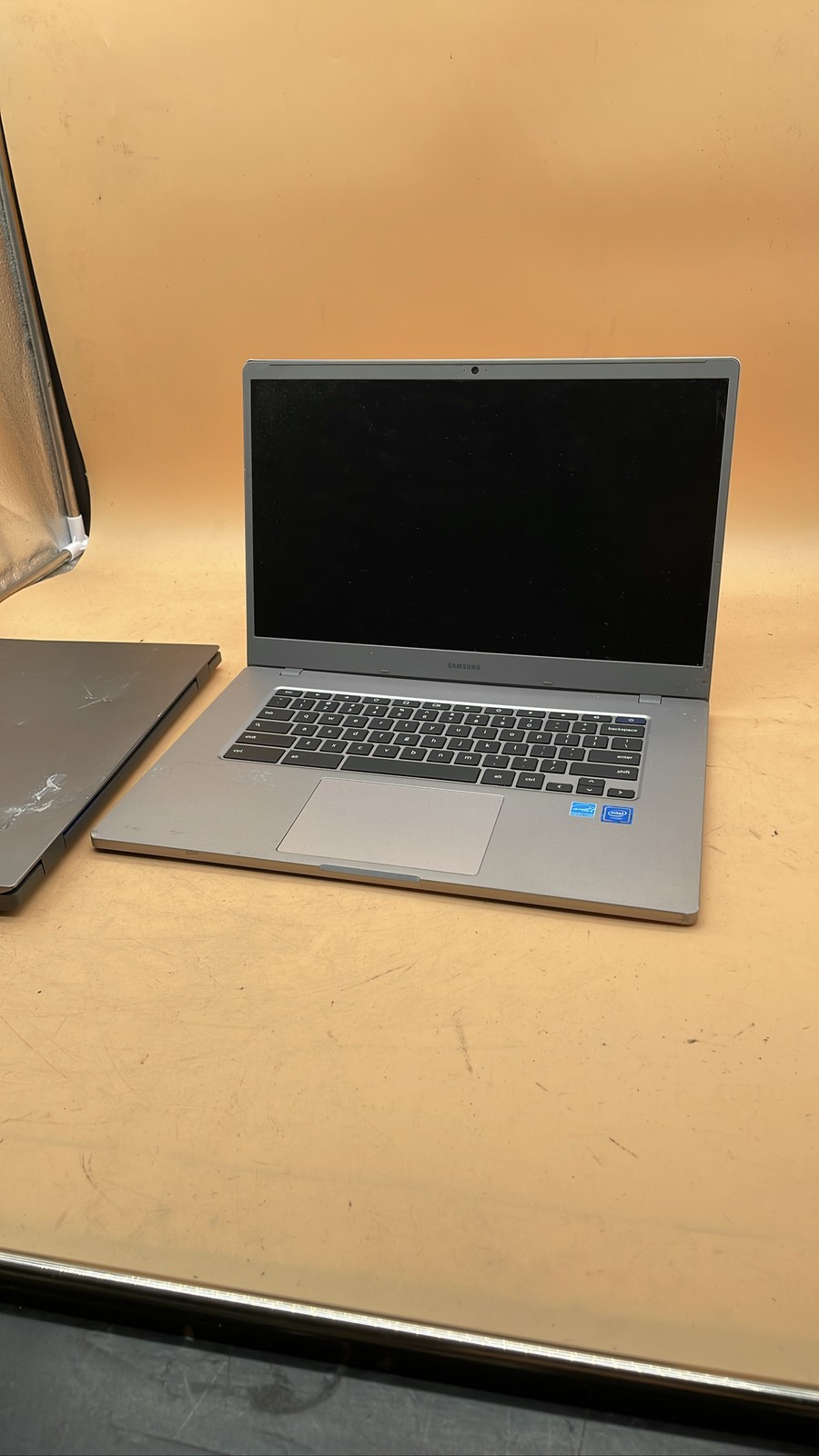 Lenovo 14e Chromebook 14-Inch & Samsung Chromebook 15.6-Inch No HDD Bundle