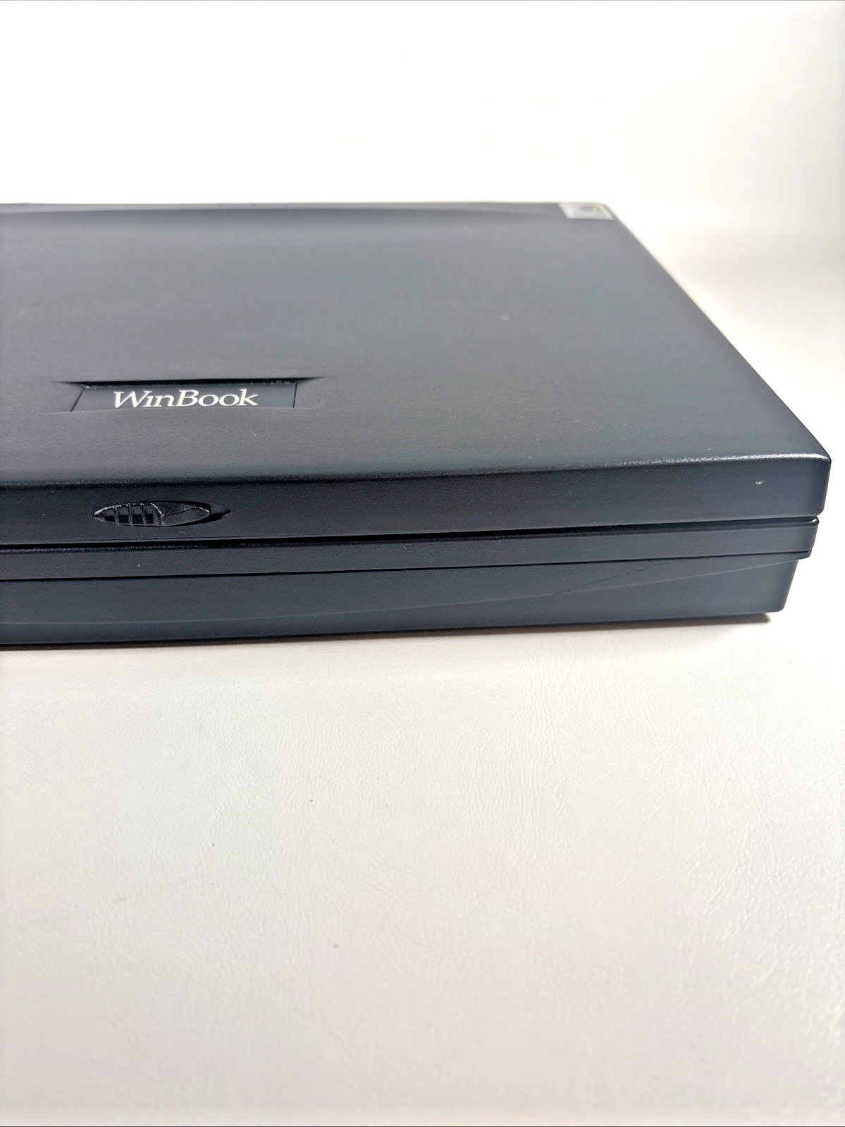 Vintage WinBook XL Laptop Pentium Windows XP Tested 18gb w/ AC Adapter & Manual