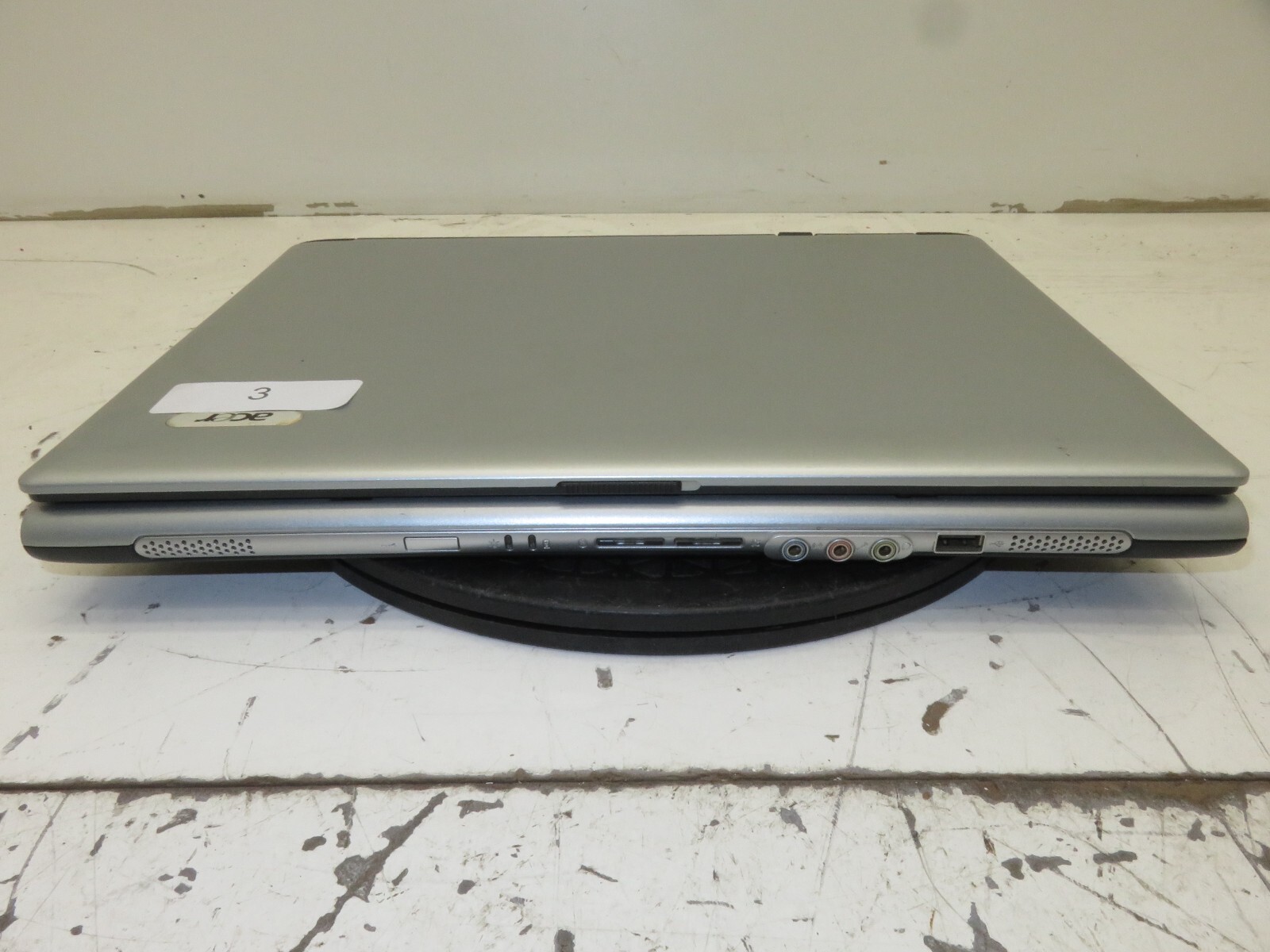 Acer Aspire 3000 ZL5 Laptop AMD Sempron 1.25GB. Ram No HDD – Screen Damage