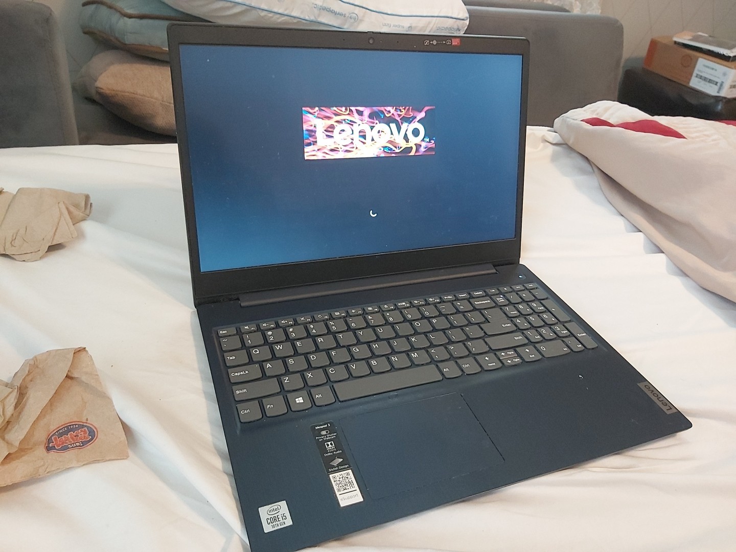 Lenovo IdeaPad 3i 15.6” (1TB SSD Intel Core i5-10210U 1.3GHz 20GB RAM) Laptop