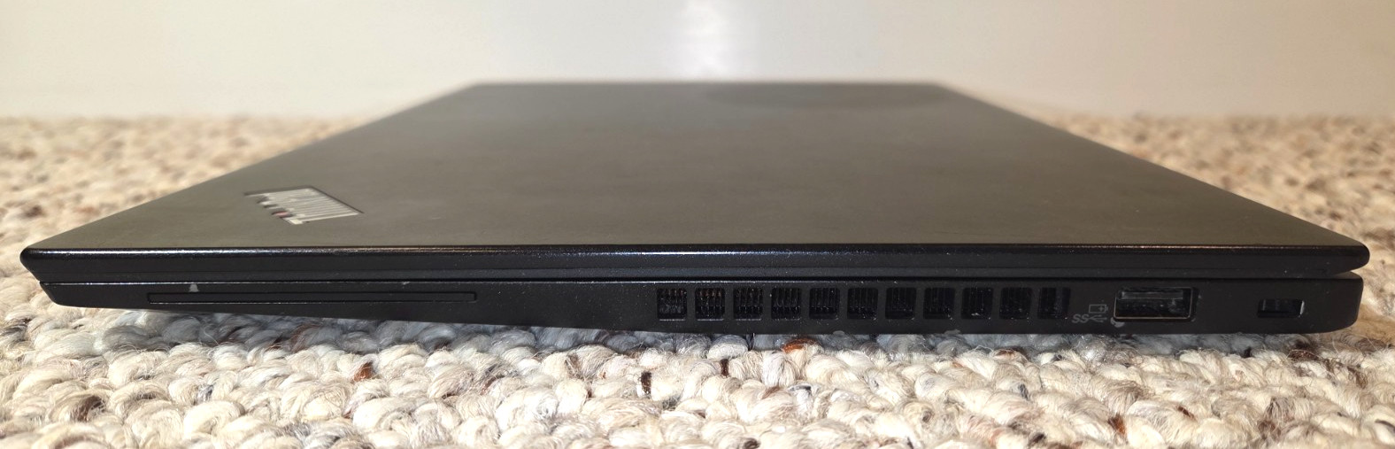 Lenovo ThinkPad T490s 14″ (512 GB SSD, Intel Core i7-8565U, 1.8 GHz, 16 GB RAM)