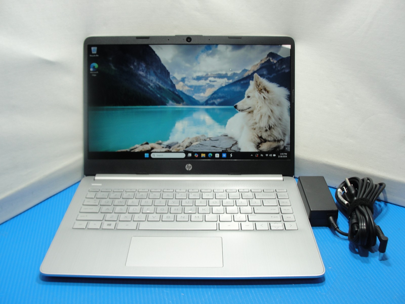 HP 14-DQ1043CL 14″ FHD Intel Core i3-1005G1 1.2GHz 8GB RAM 256GB SSD +Charger