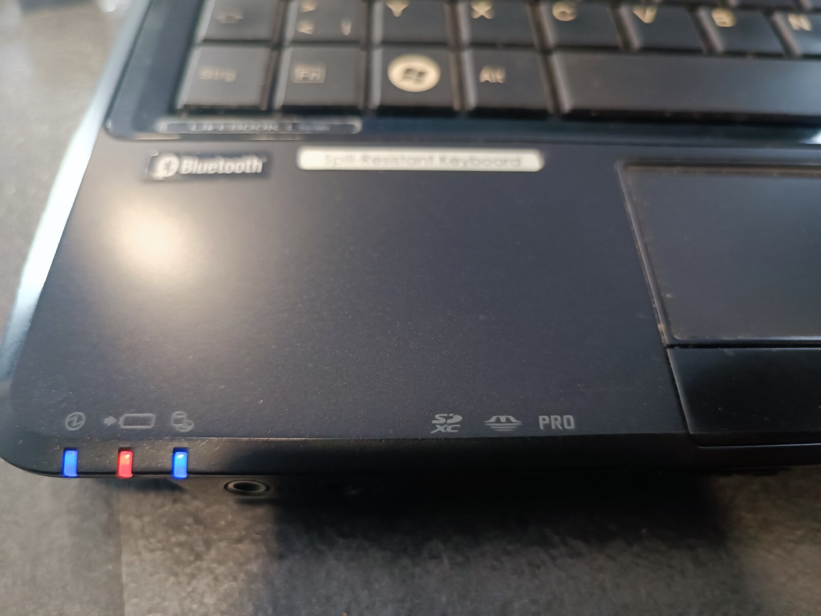 Fujitsu Lifebook Notebook Laptop LH531 i7-2410M 2.3GHz