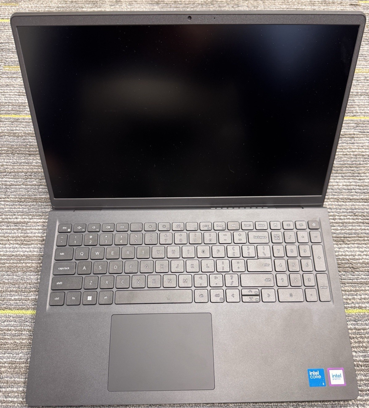 Dell 15 Laptop DC15250 15.6 inch FHD Display Intel Core 3 Processor 8GB RAM 512G