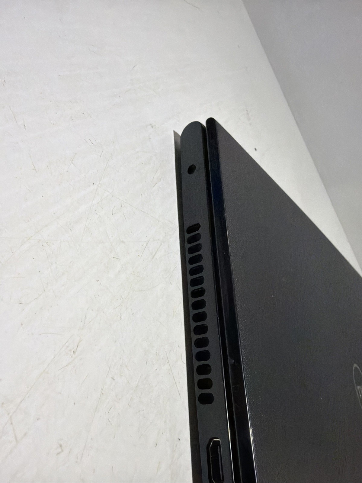 Dell Inspiron 15-3552 Laptop Celeron N3060 4gb Ram No Drives Boots Bios /Beeping