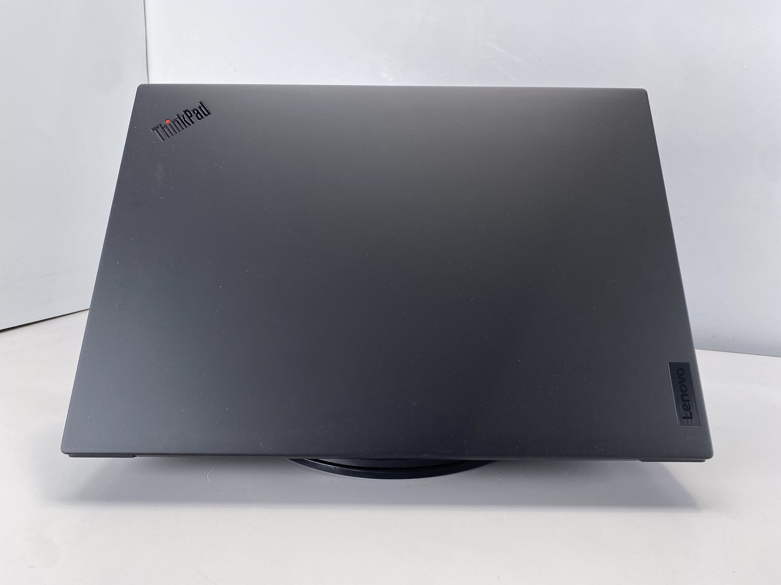 Lenovo Laptop ThinkPad P1 Gen 6 16″ Intel Core i7-13700H 1TB RTX A1000