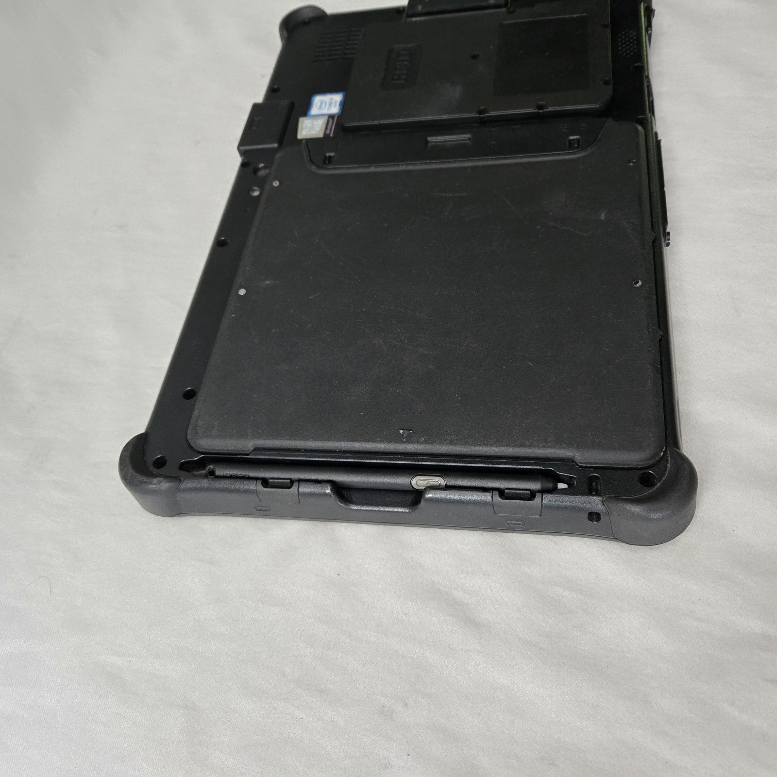 GETAC F110 G3 Rugged Tablet i7-6500U 2.50GHz 256GB SSD 16GB Ram Win10P — LOOK