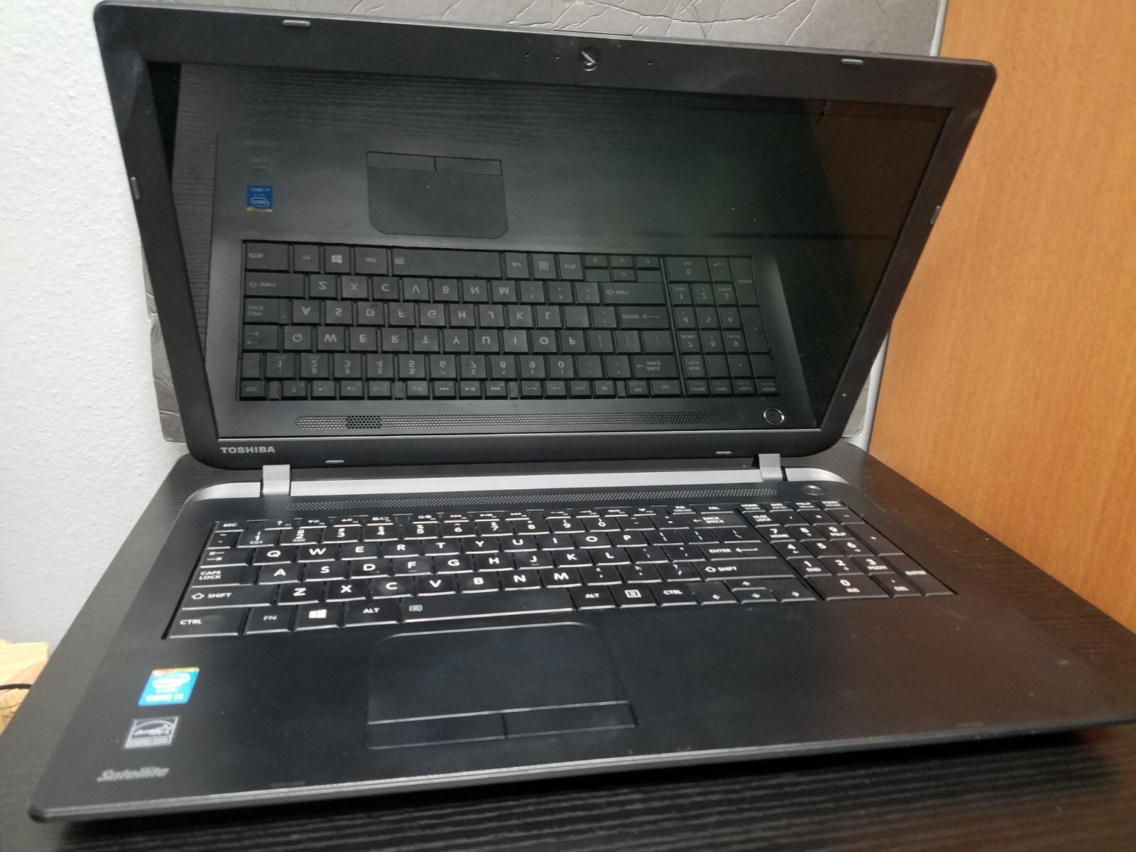 TOSHIBA SATELLITE C55-B5200 I3-4005U 1.70GHZ 6GB 750GB HDD*BAD BATT/SCREEN*