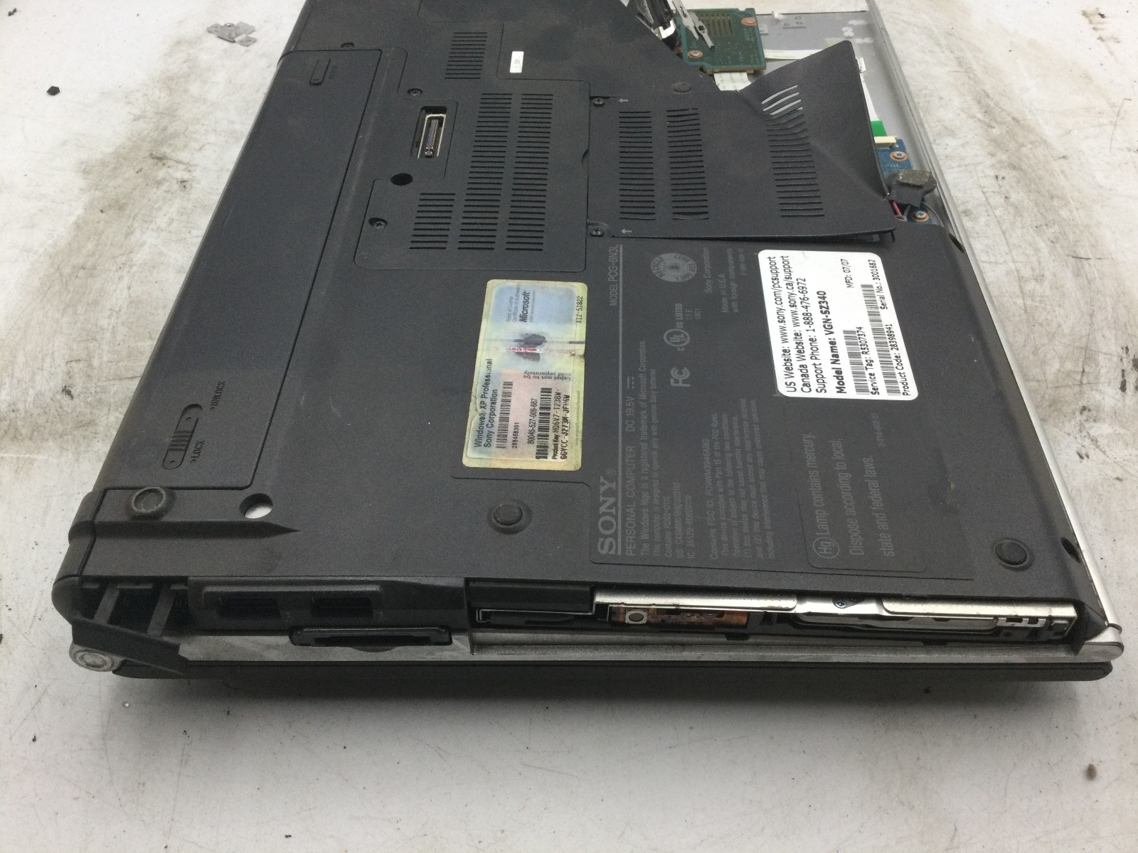 SONY VAIO VGN SZ340 – FOR PARTS/NO POWER – INTEL CENTRINO – 256MB RAM – READ -BB