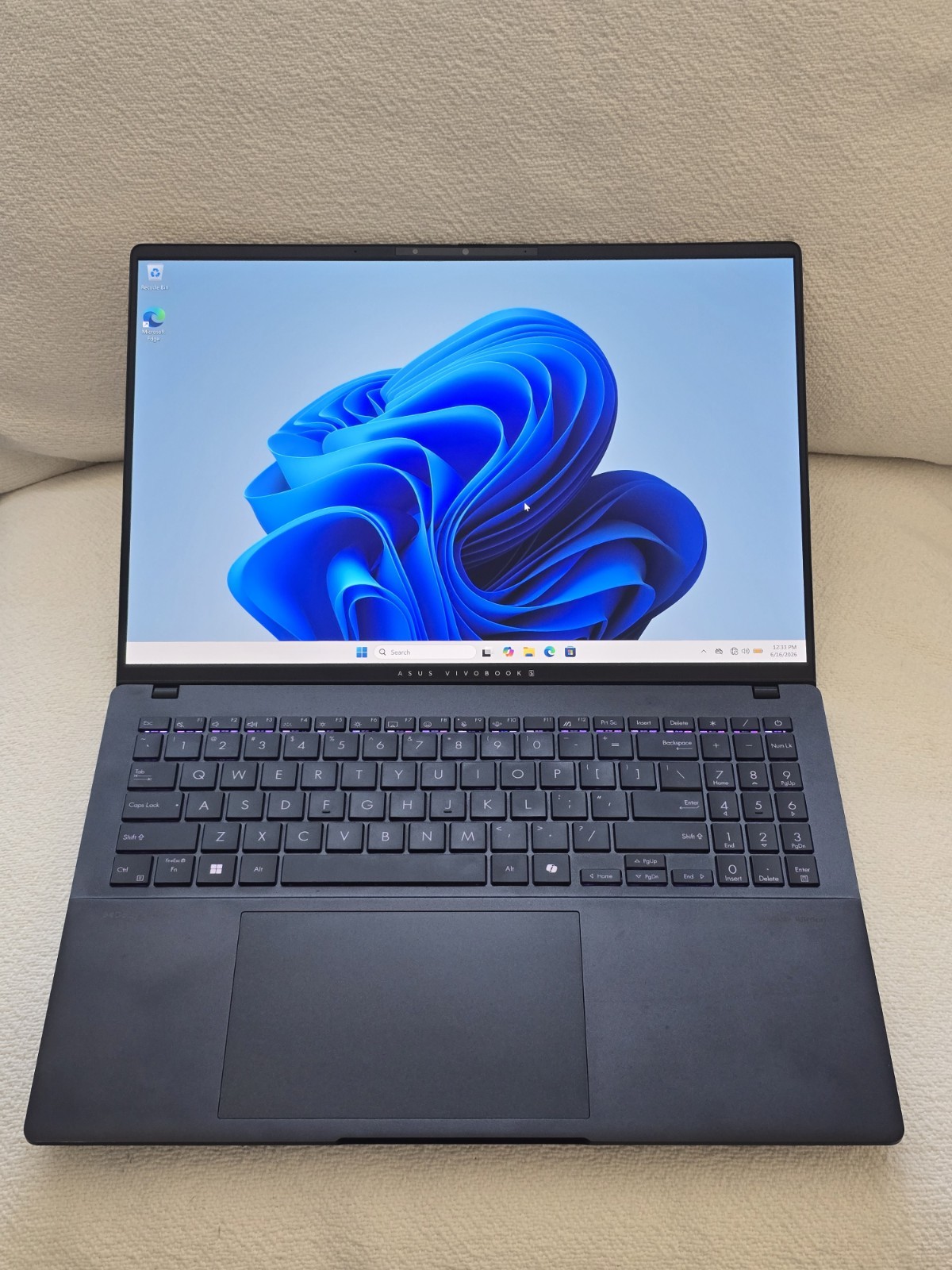 ASUS Vivobook S16 16″ OLED Laptop – Intel Core Ultra 9-285H – 16GB RAM – 1TB SSD