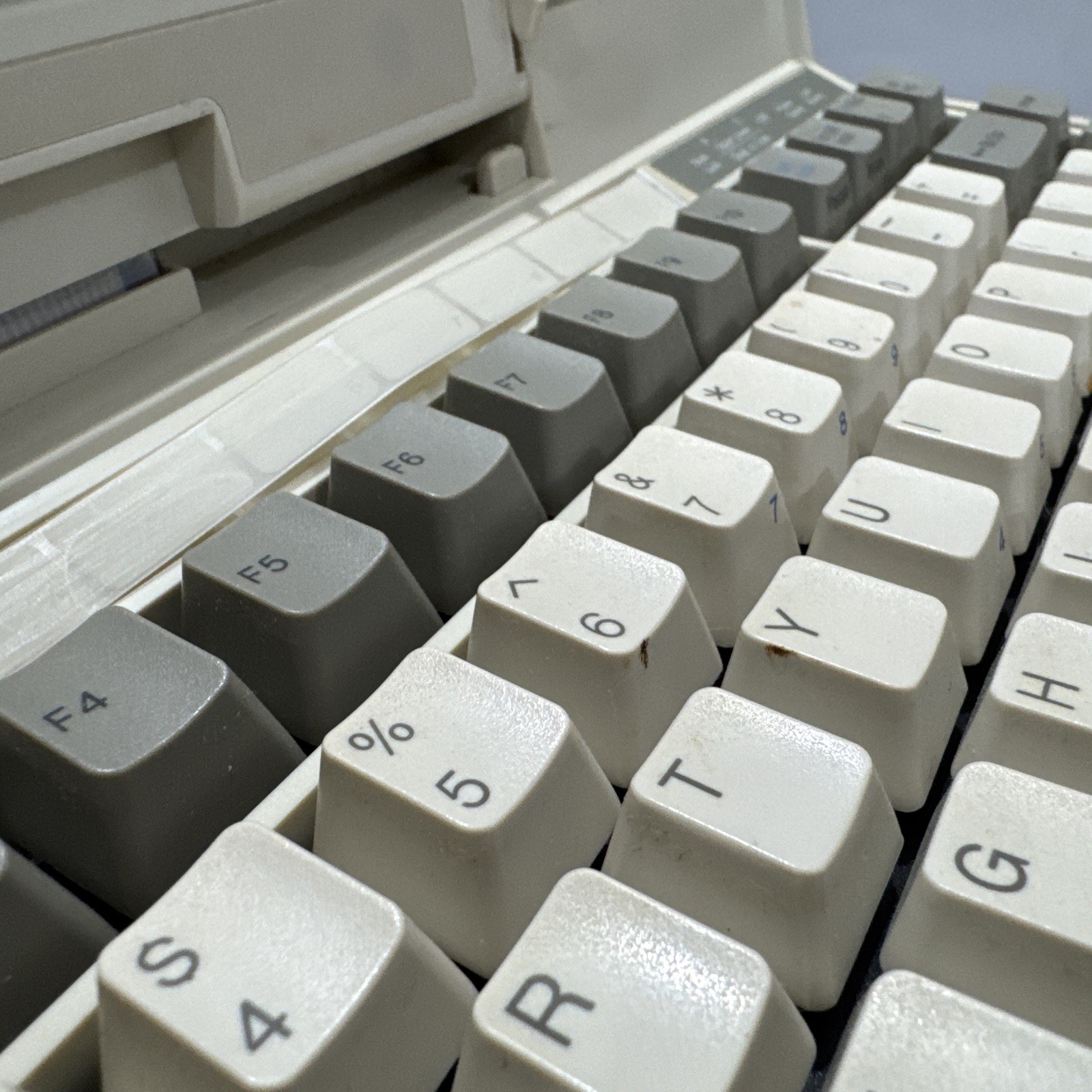 Toshiba T1200 Vintage Laptop 1987 DOS Powers On Displays Error See Photos