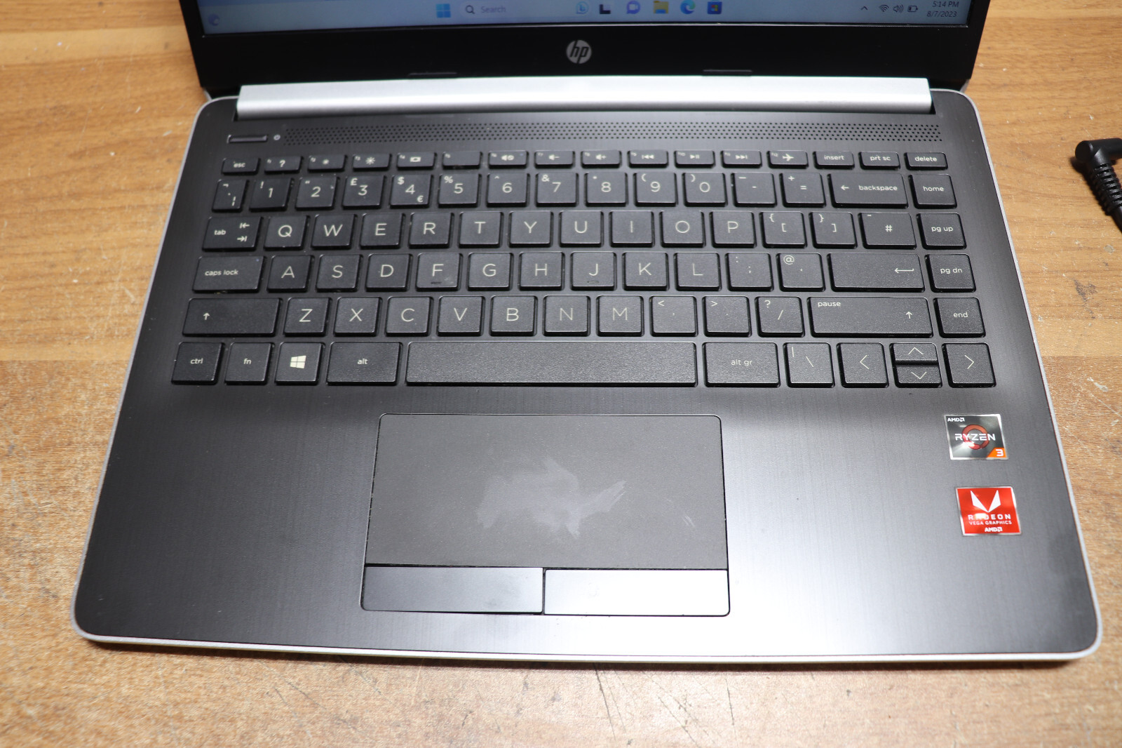 HP 14″ FHD Laptop AMD Ryzen 3 3200U 2.6GHz 4GB/128 SSD Win 11