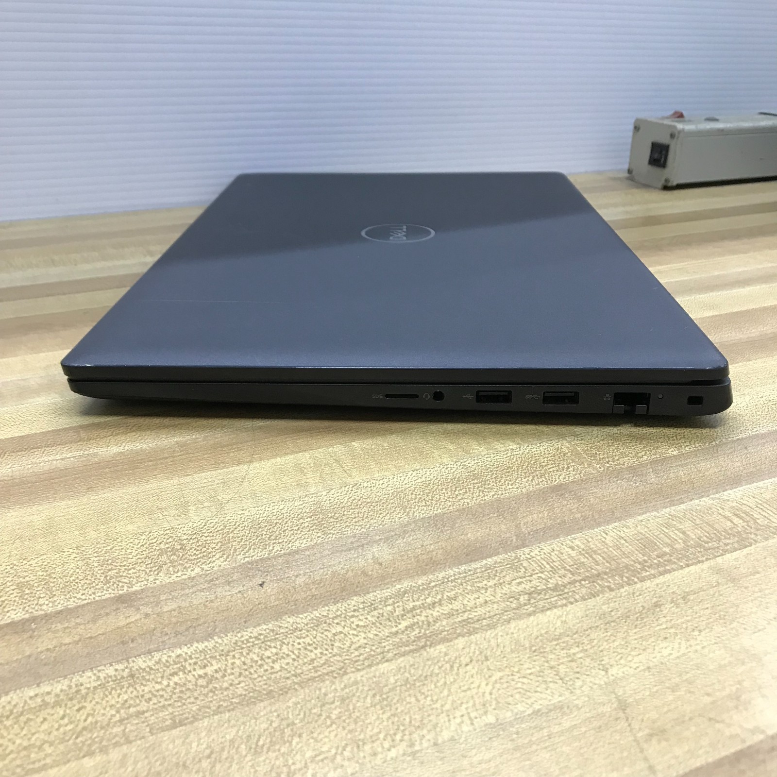 Dell Latitude 3520 15.6″ i5-1135G7 2.4GHz 8GB RAM 256GB SSD (Windows 11 Pro)