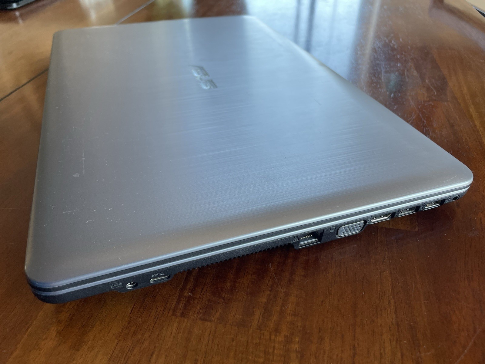 Asus X540SA – RBPDN09 15.6″ Laptop Pentium N3710 1.6GHz 4GB RAM NO HDD NO OS
